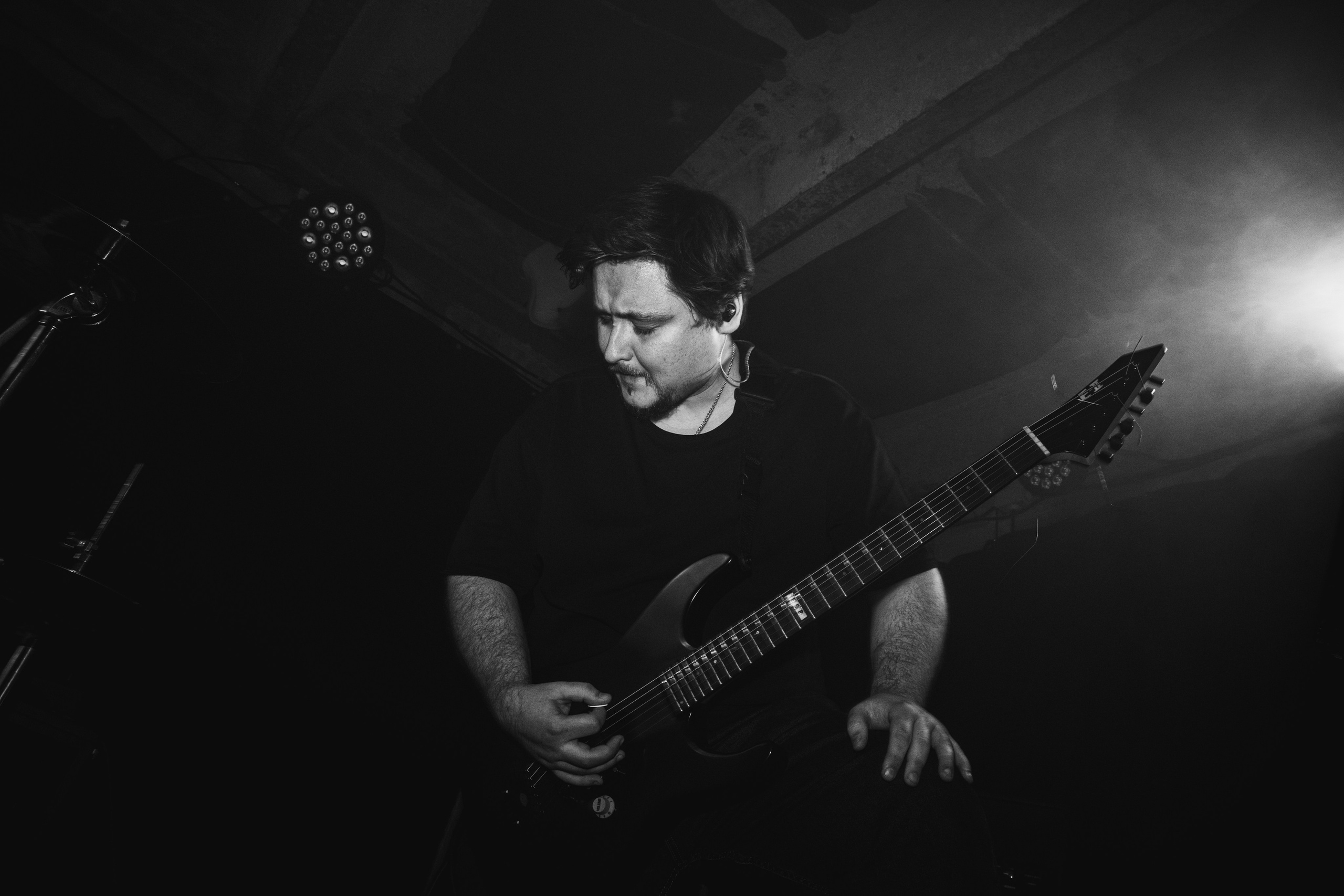 Laugar & Шумы Штормовых Широт & Пожары На Дальнем Севере 11.10.2025. Репортажный фотограф в Москве Legiodot