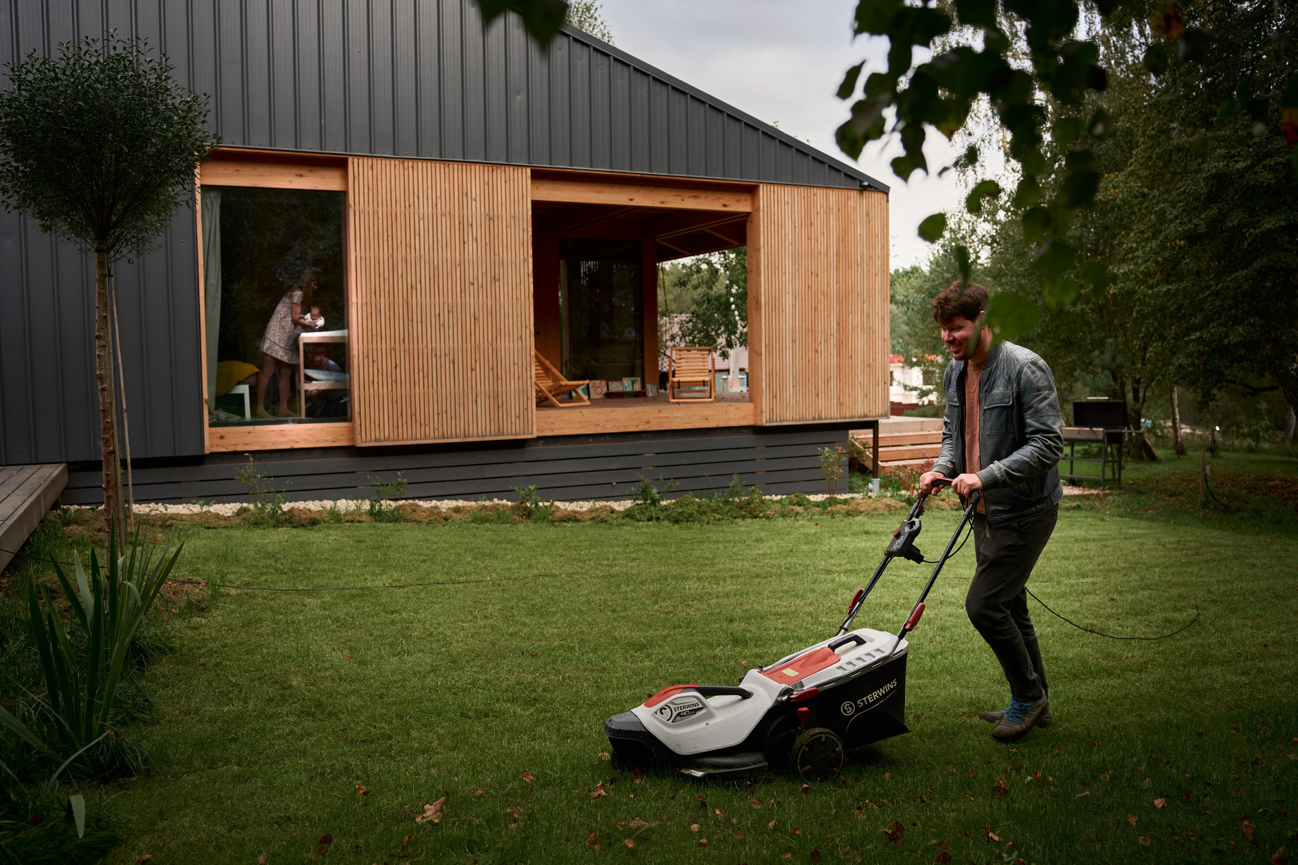 Четверо детей в доме. Фотограф Женя Пашкина