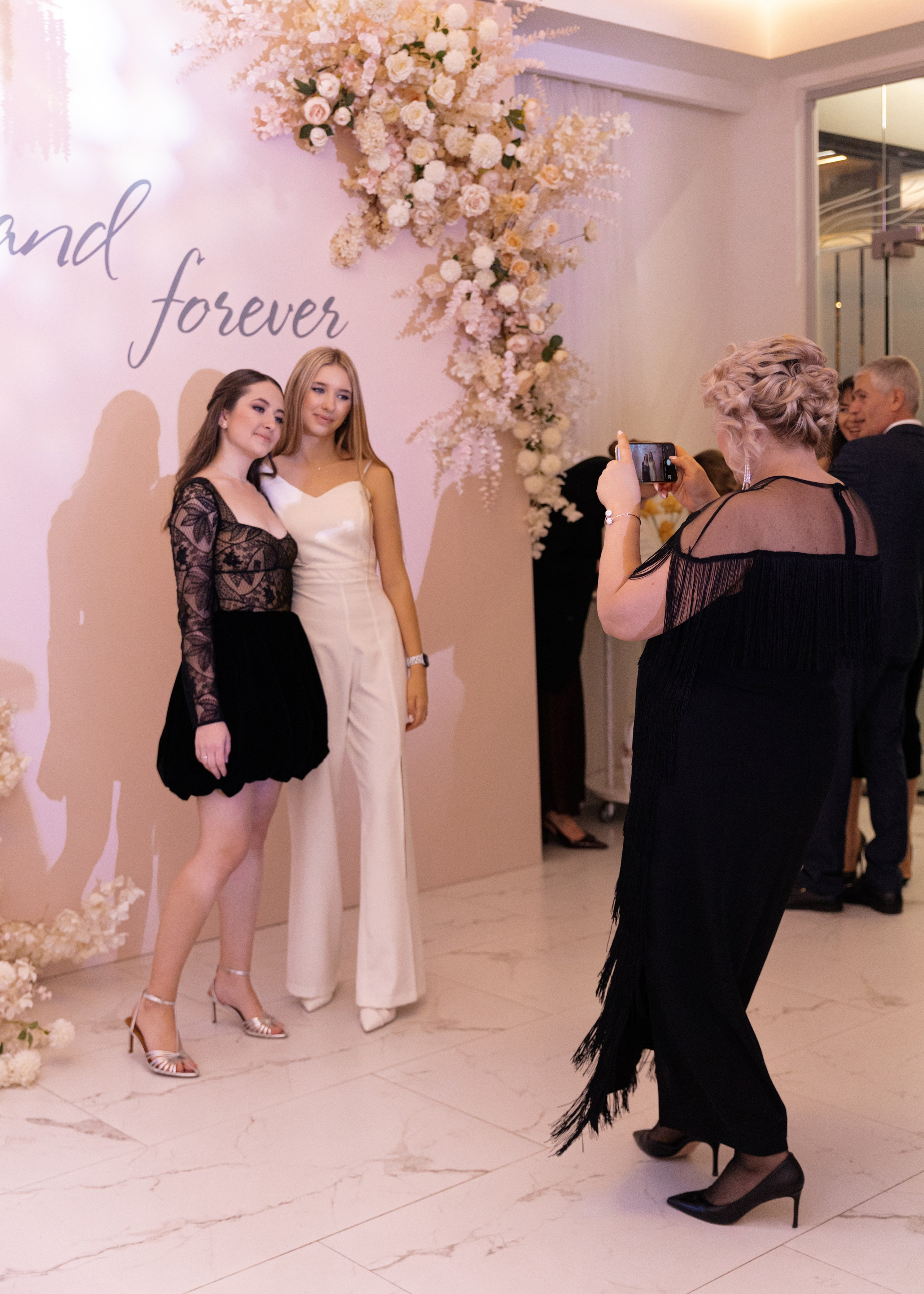 Свадебный фотограф в городе Краснодар, банкет Двин Холл. Свадебный фотограф и видеограф Краснодар, Ростов, Сочи, Новороссийск