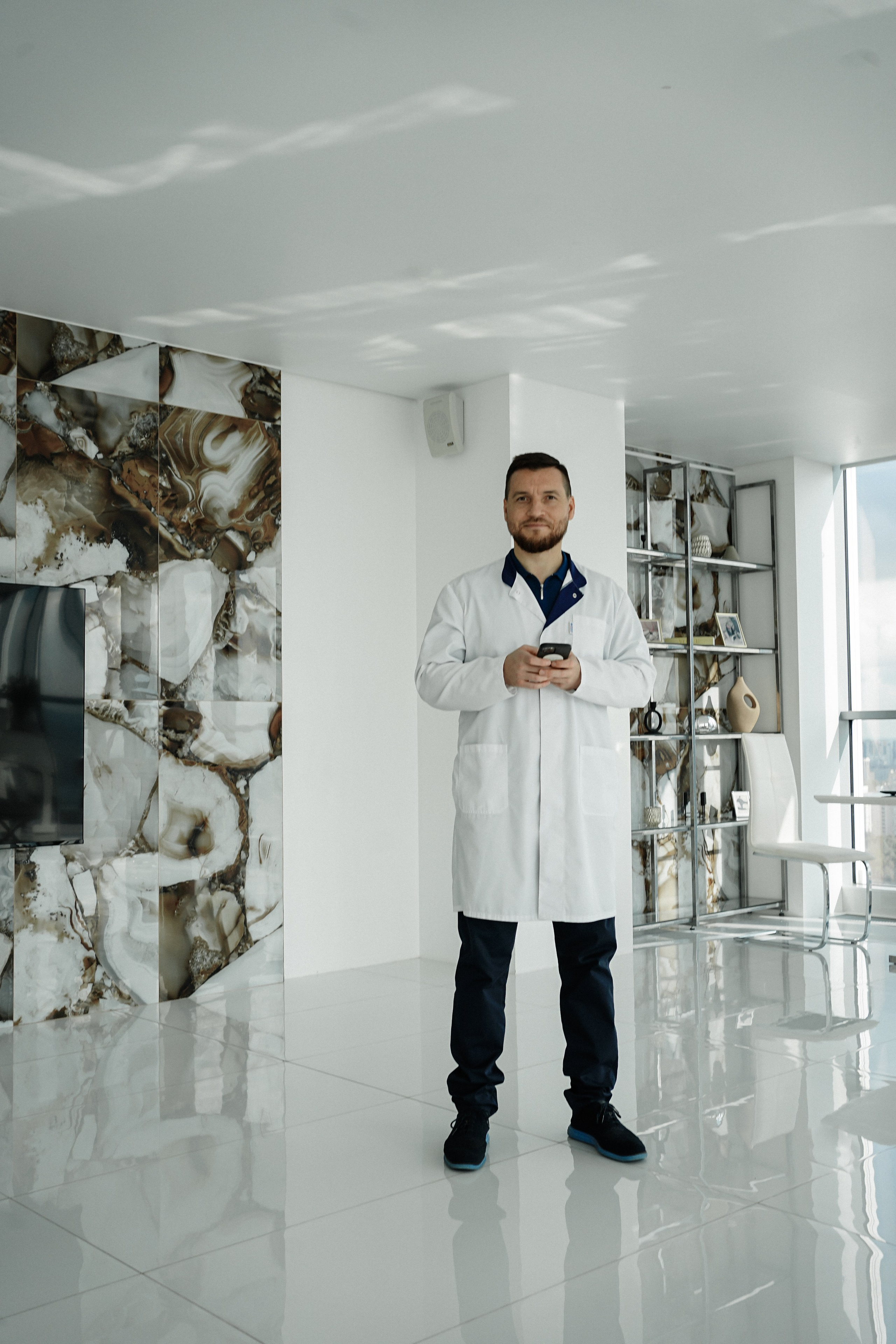 Виктор Хирург-эндокринолог. Фотограф Ольга Игорева