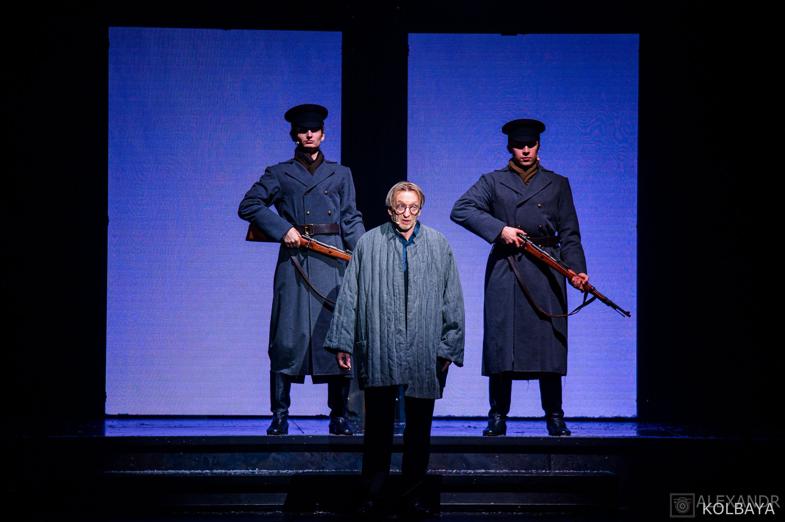 Фоторепортаж с мюзикла Вальс-Бостон 18 сентября 2025 года. Концертный и театральный репортажный фотограф в Москве Александр Колбая