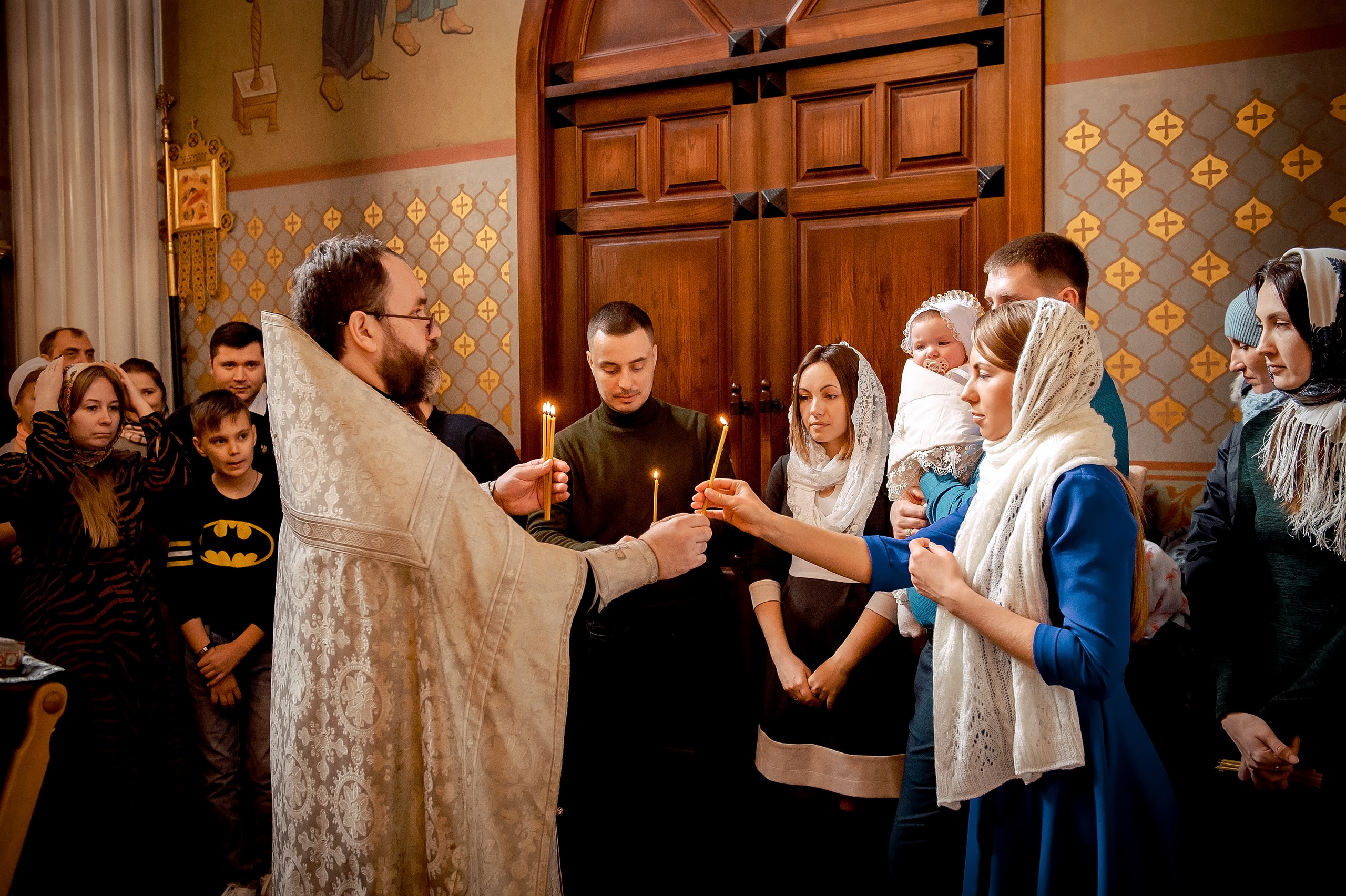 Фотосъемка крещения в Щелково. Свадебный и семейный фотограф Виктория Носачёва. Щелково, Москва и МО