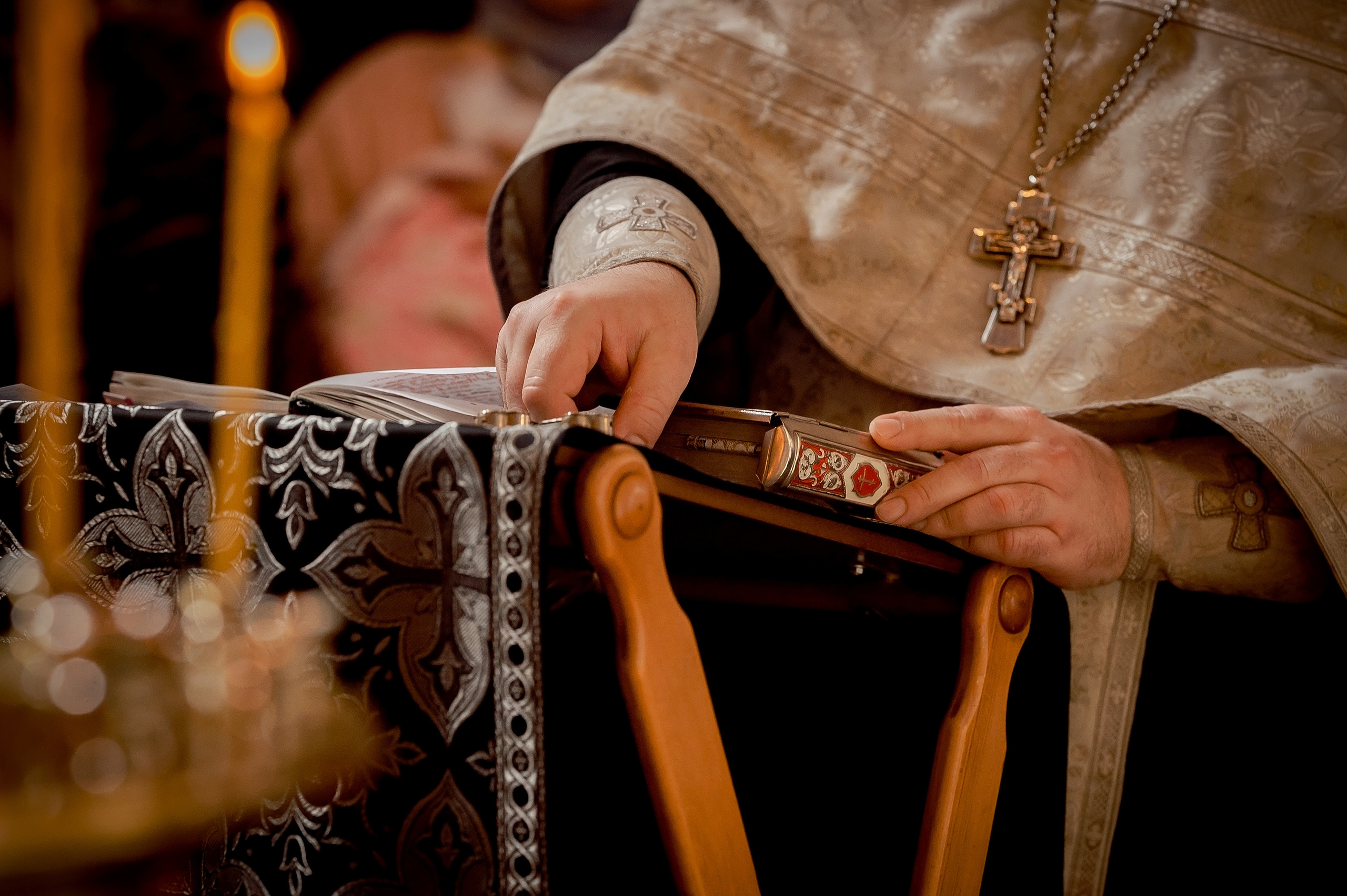 Фотосъемка крещения в Щелково. Свадебный и семейный фотограф Виктория Носачёва. Щелково, Москва и МО