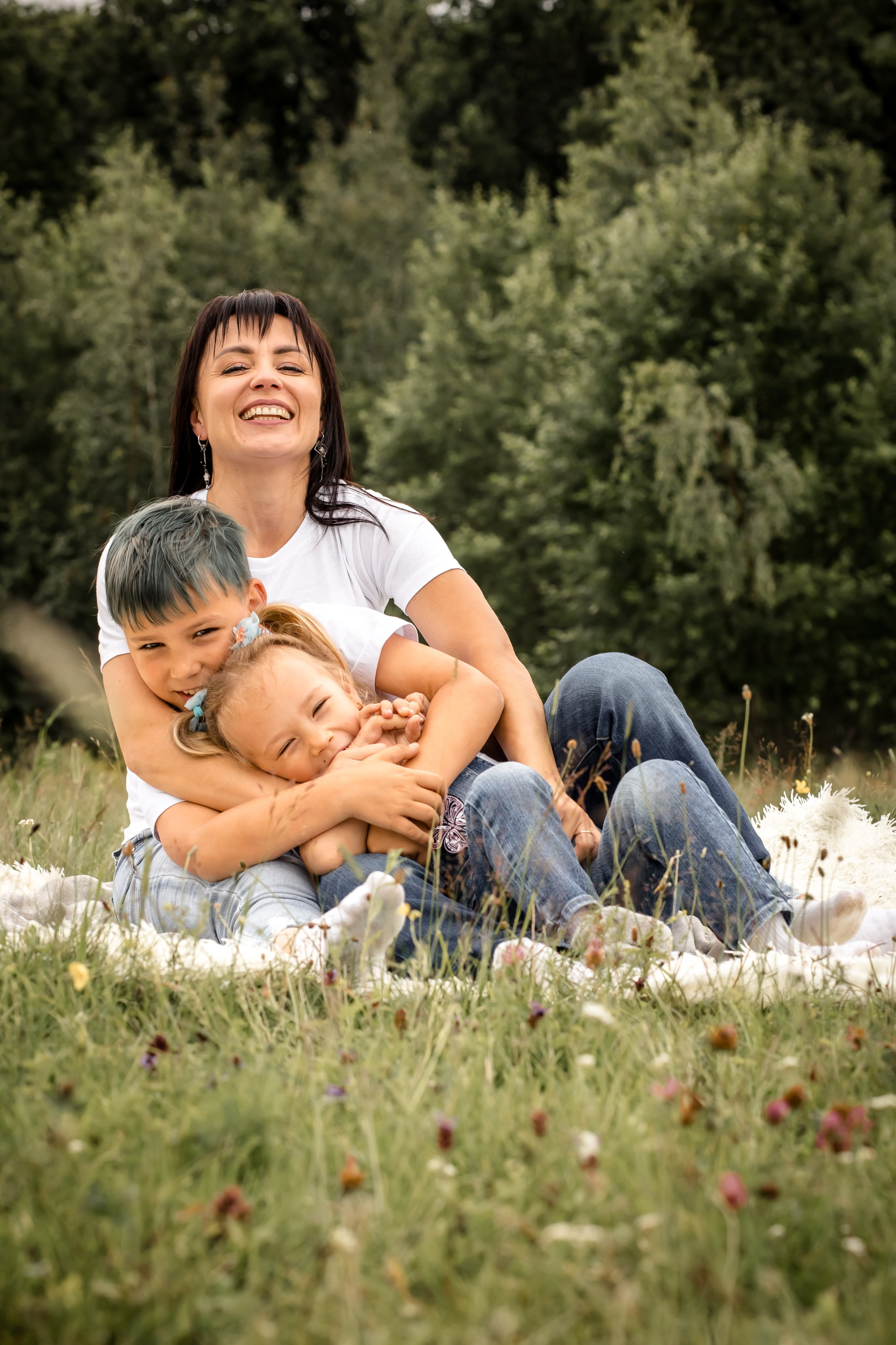 Катя с детками