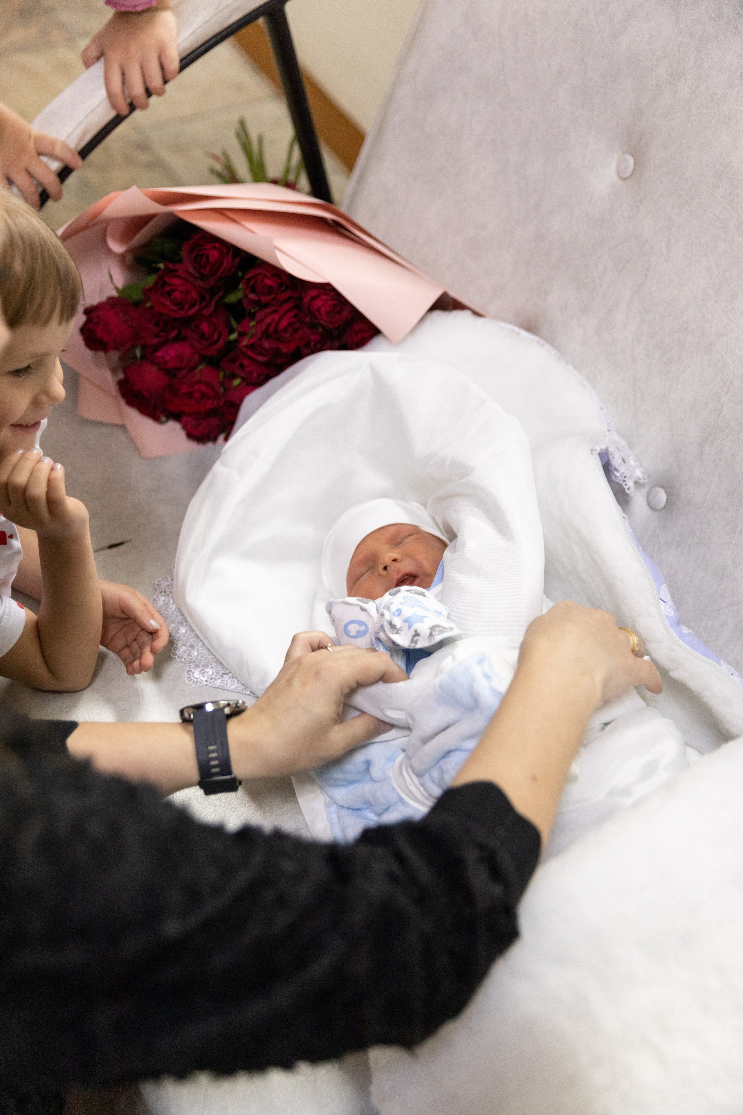 Выписка из роддома. Ирина Соломатина фотограф Чита