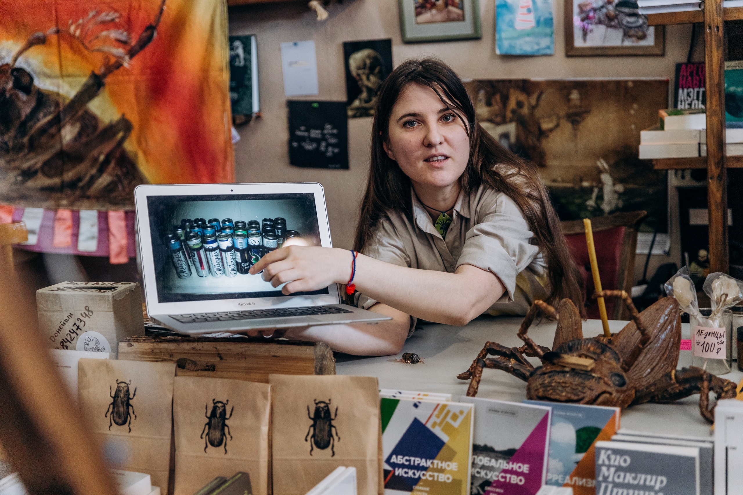 Презентация фотокниги «Beetlemania», 21.01.2024, г. Краснодар, независимый книжный «Чарли». Лера Круглова