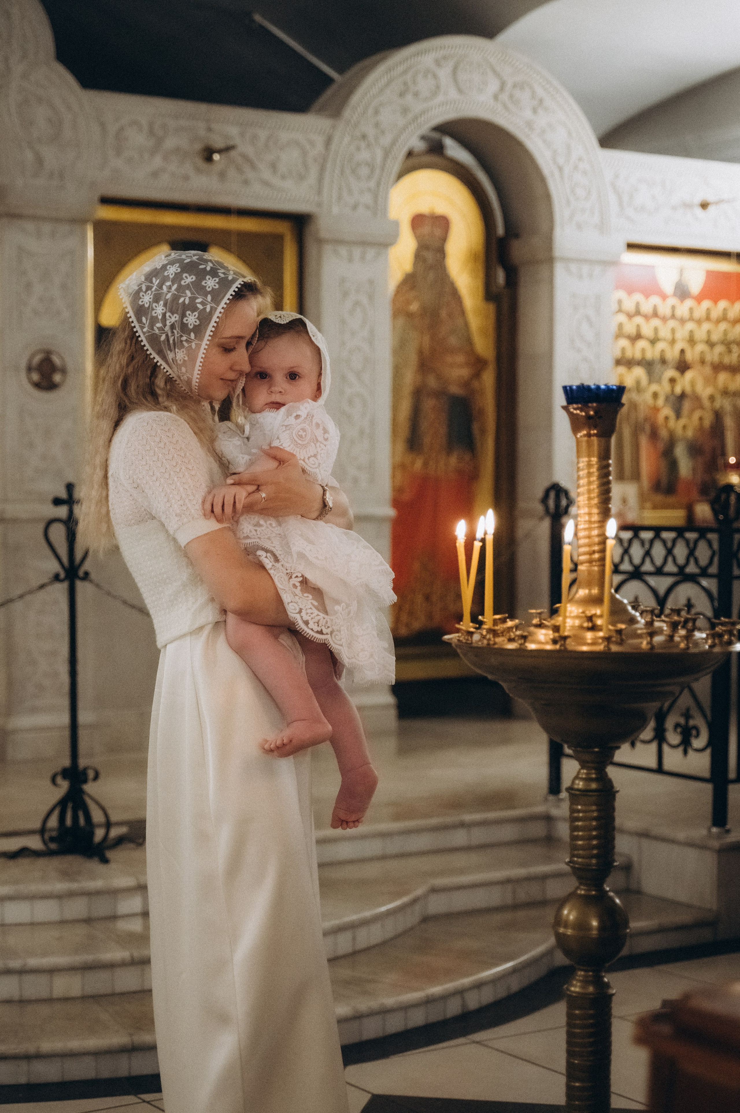 Крещение Владиславы (Криптовый храм в честь собора Новомучеников и Исповедников земли Белорусской). Семейный фотограф в Минске Дарья Дреко