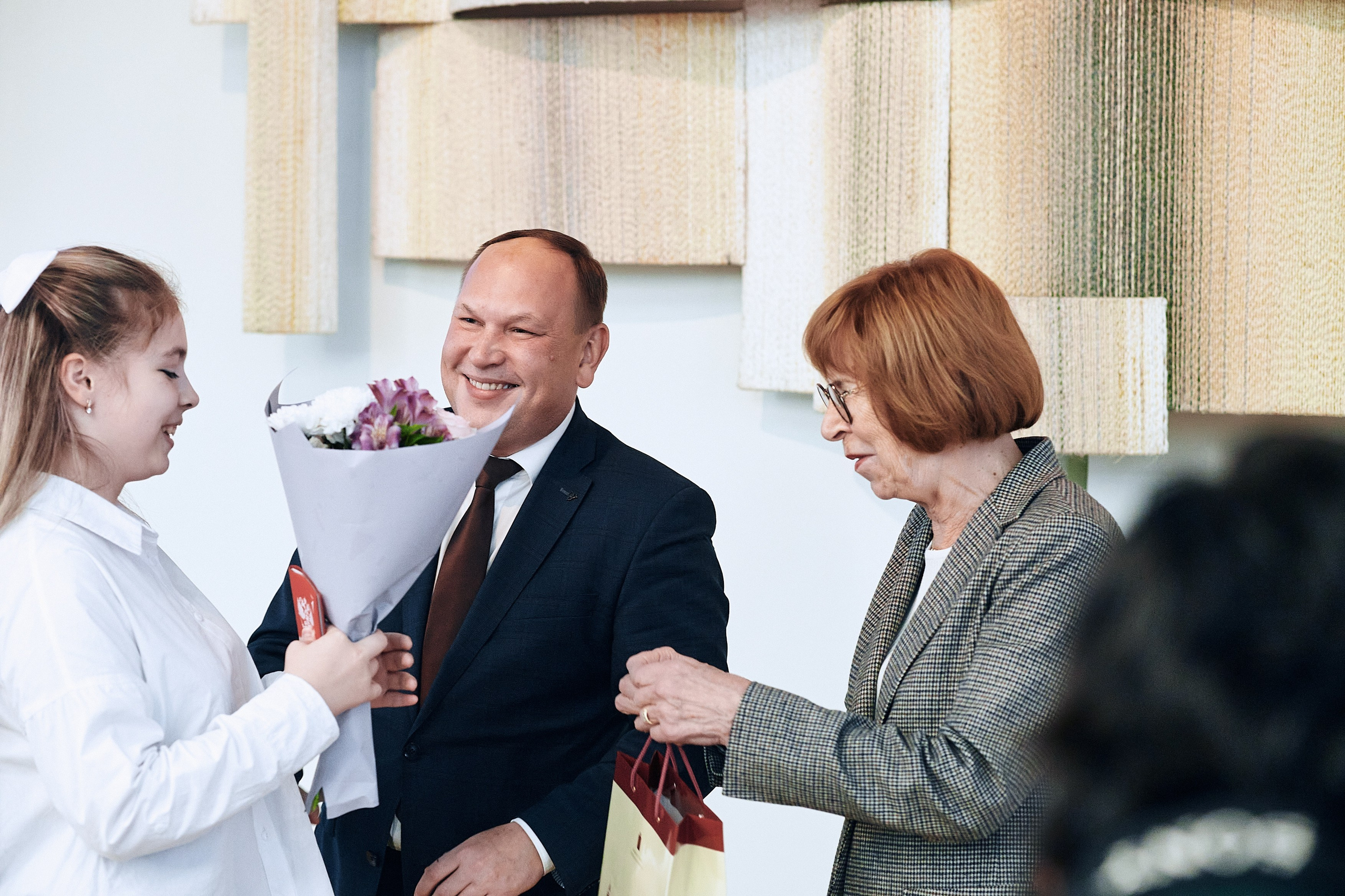 Получение паспорта. Мэрия г. Красноярск. Семейный и репортажной фотограф в Красноярске и Москве Виктор Бабинцев