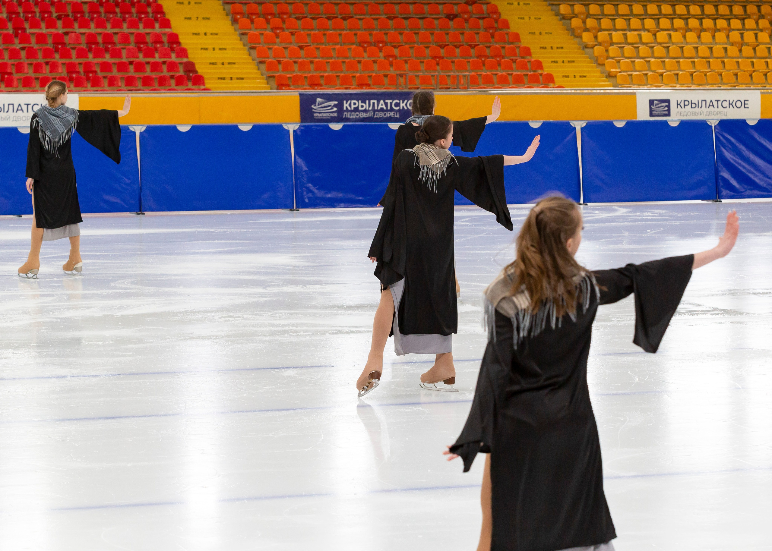 Открытый кубок Московского спорта среди спортивных балетов на льду. Детский театр на льду «АЛЕКО» 2024. Репортажный фотограф в Москве