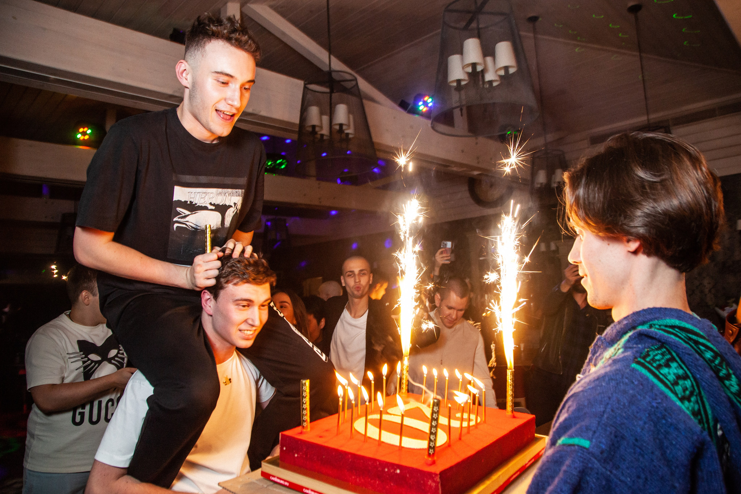 Клубный фотограф в Москве и МО. Фотограф в Москве Максим Быков