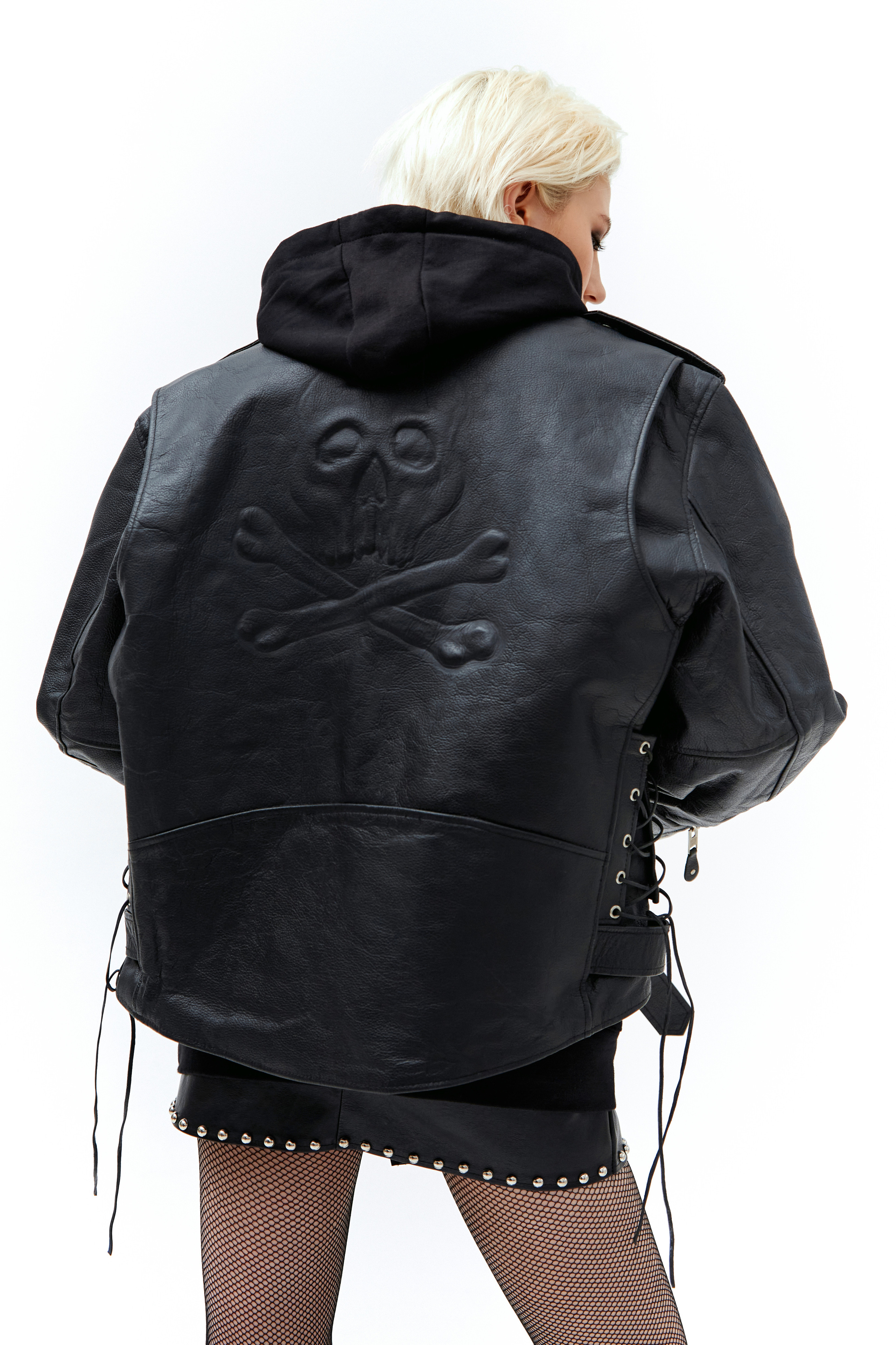 Каталог для магазина рок-атрибутики. Fashion фотограф в Москве Ксения Чупрунова