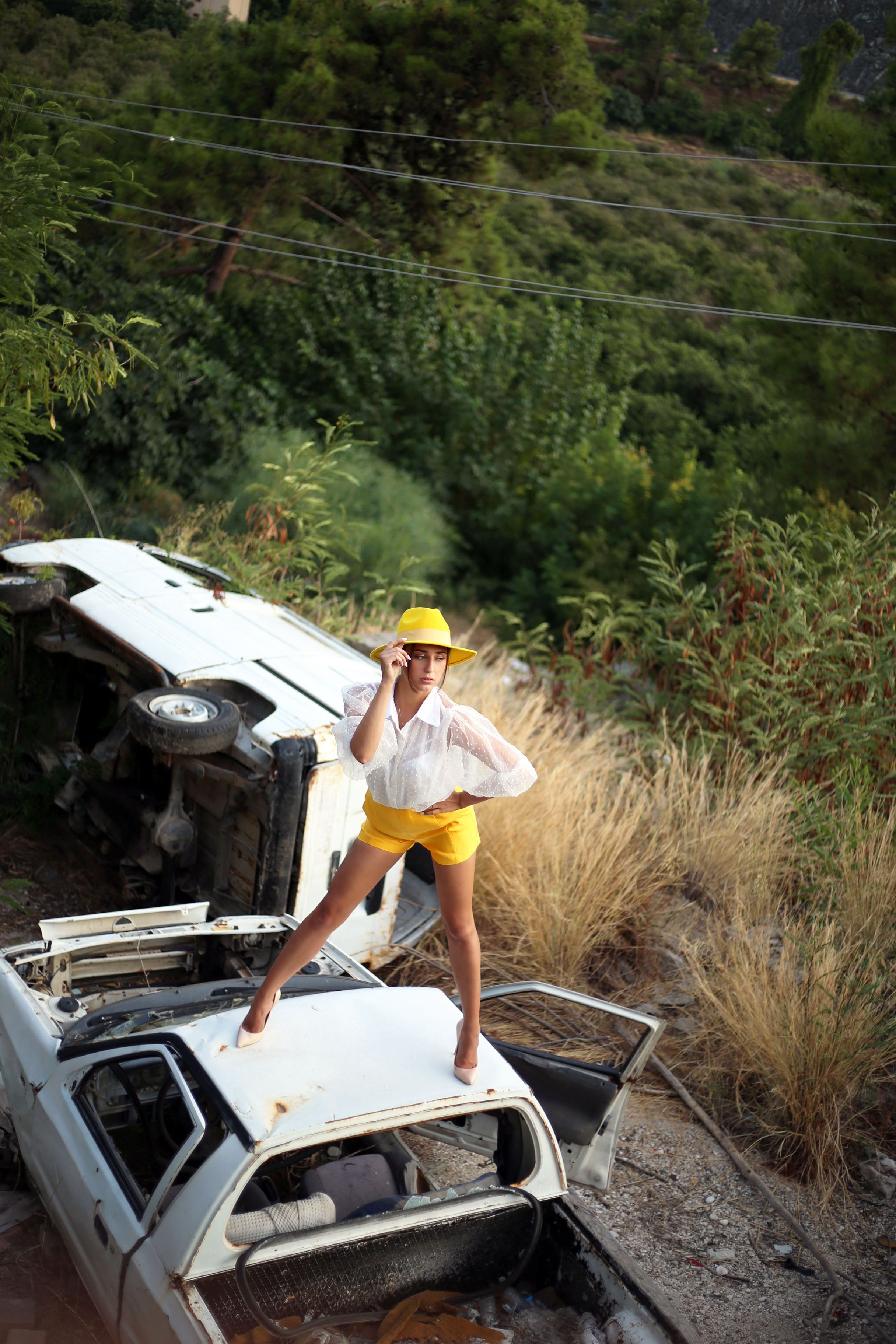 Индивидуальная фотосессия в заброшенном отеле в Кемере. Профессиональный фотограф в Турции Анталии Кемере Сиде Белеке Алании
