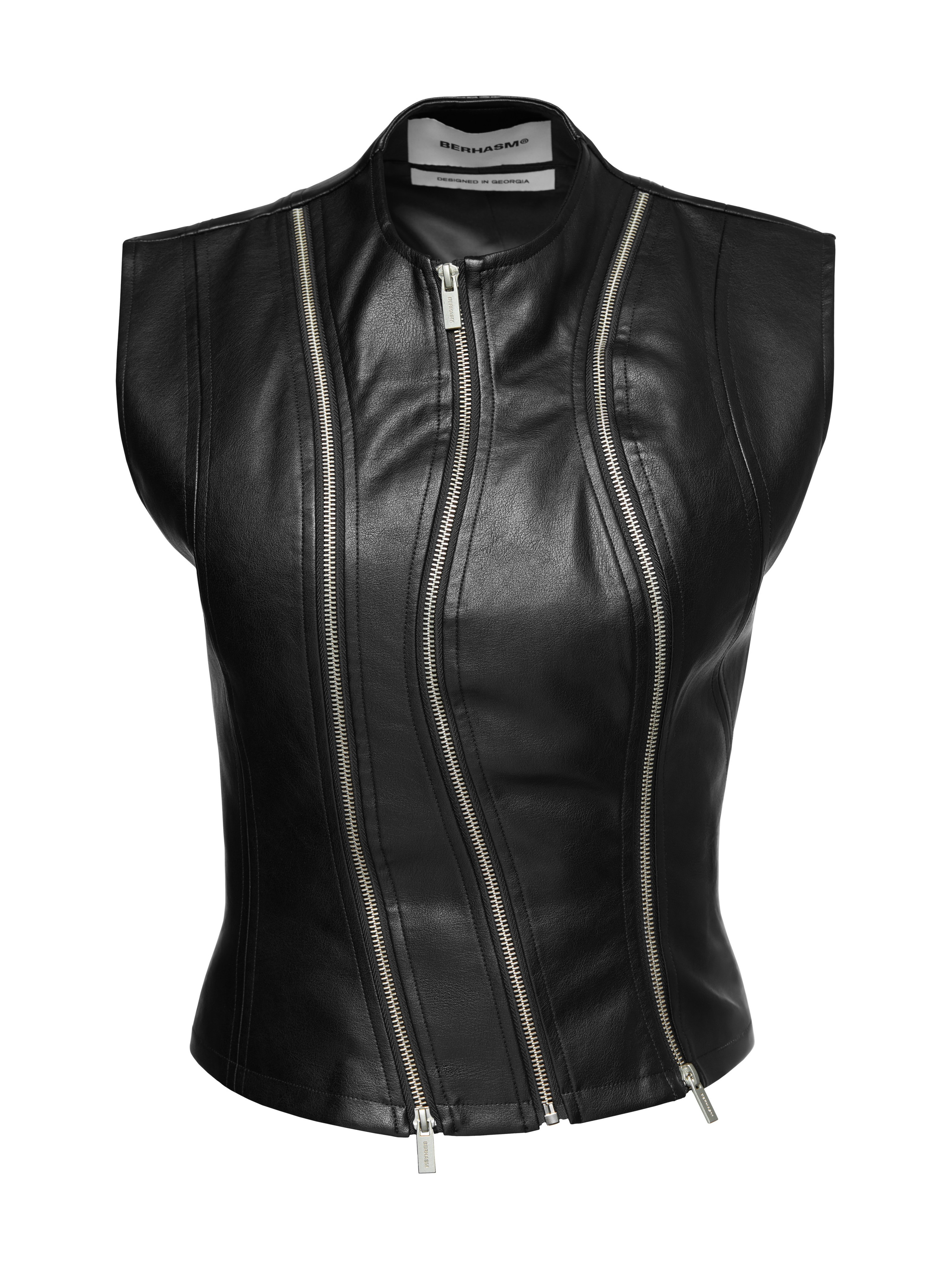 Одежда Berhasm на прозрачном манекене и в раскладку. Олег Дмитриев