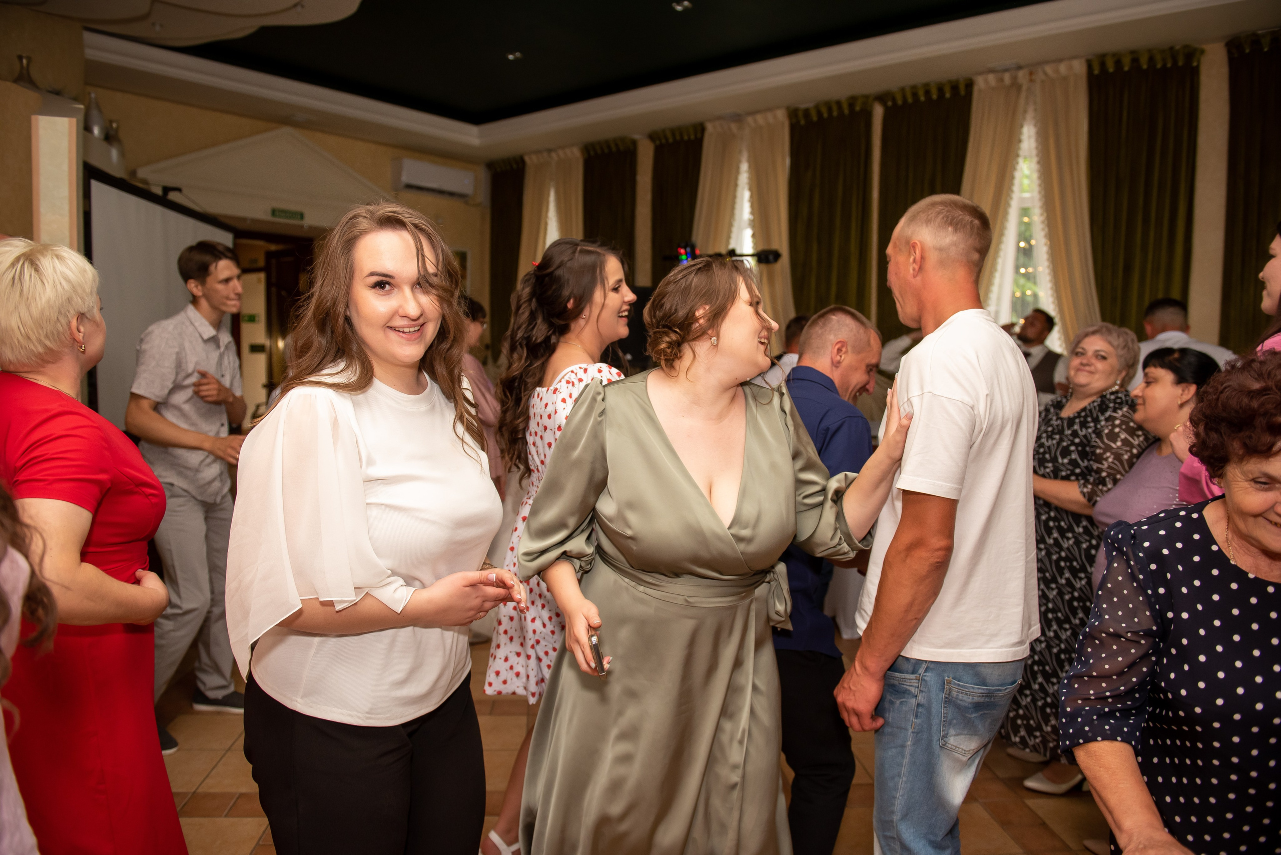 Дмитрий и Елена. Семейный и свадебный фотограф в Ельце Юлия Дякина