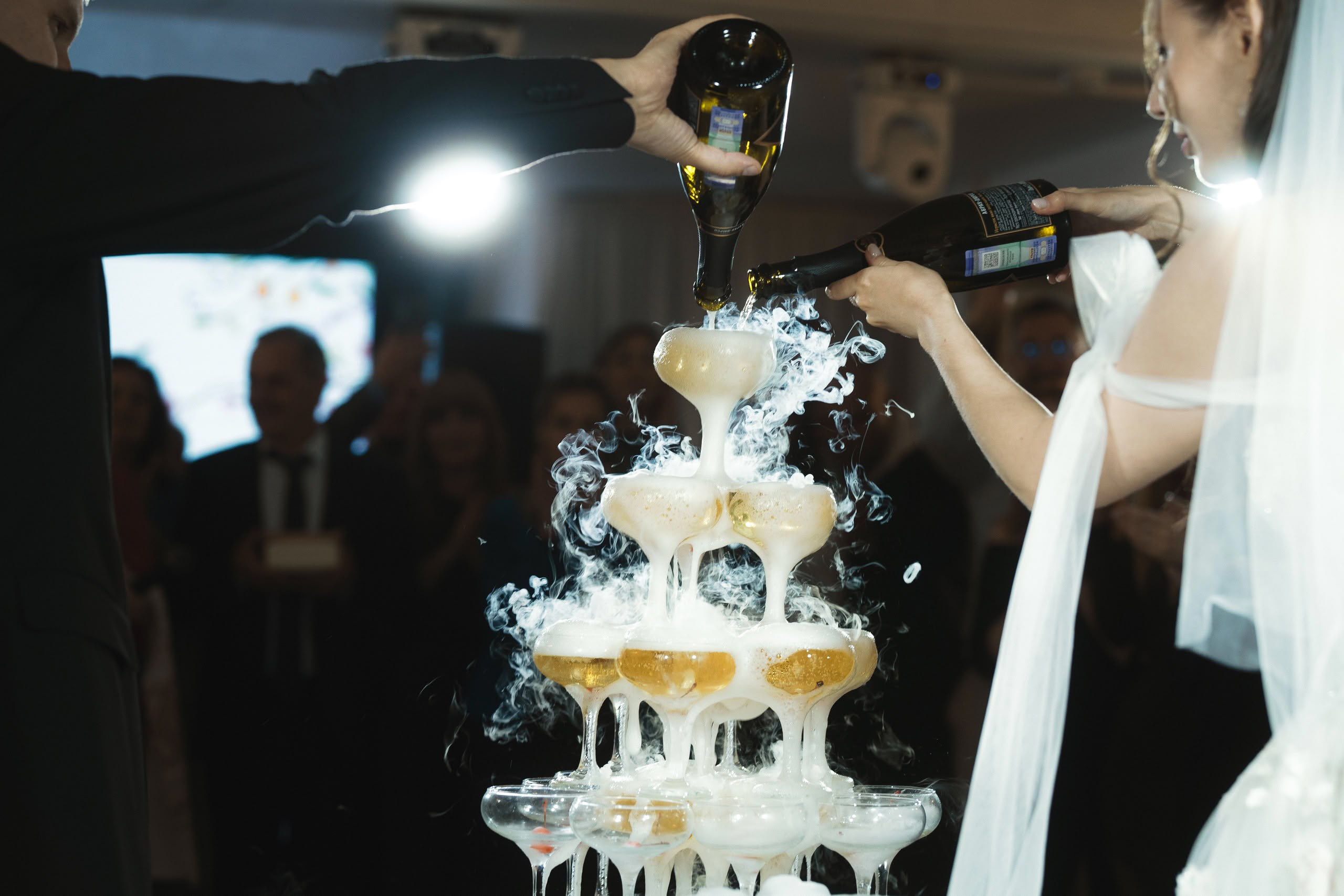 Василий и Марина — свадебный день в Петербурге. Свадебный фотограф Дмитрий Родионов — Санкт-Петербург и Ленинградская область