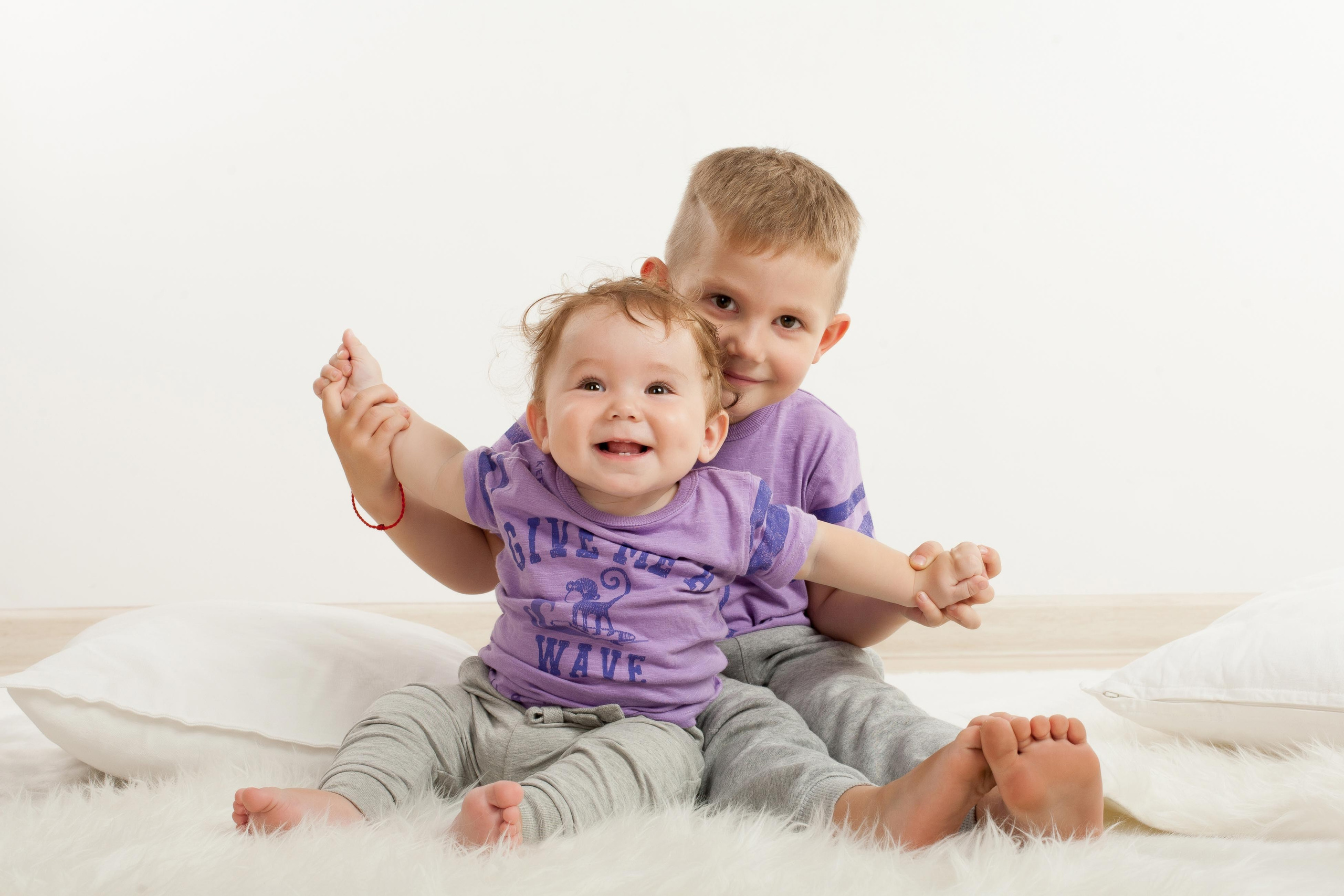 Семейный портрет Семьи Регины. Выездная съемка. Фотостудия Алматы. Семейная и детская фотостудия Family studio.Фотограф Алматы