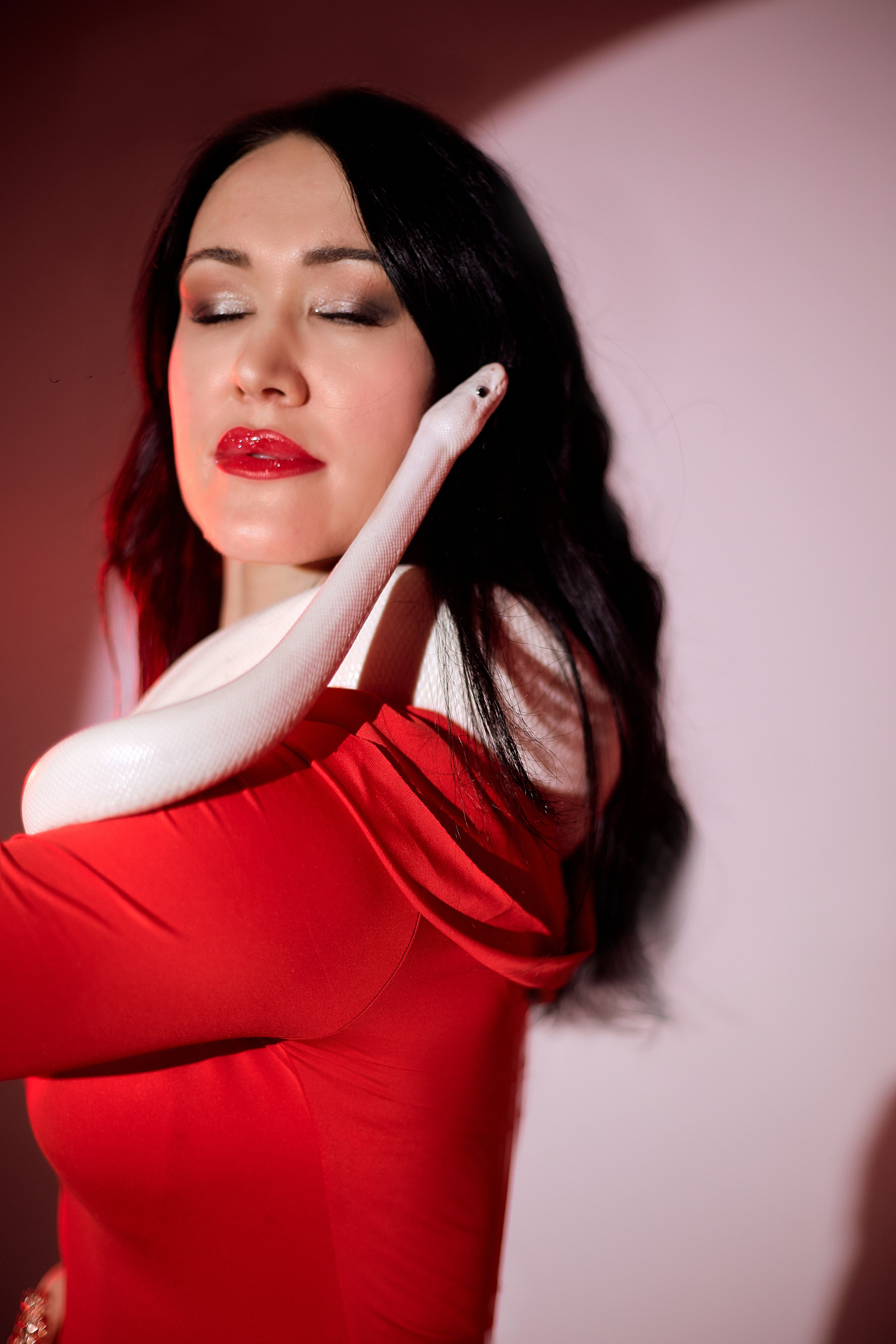 «Символ 2025 года». Виктория Ларина — Портретный профессиональный фотограф в Иркутске