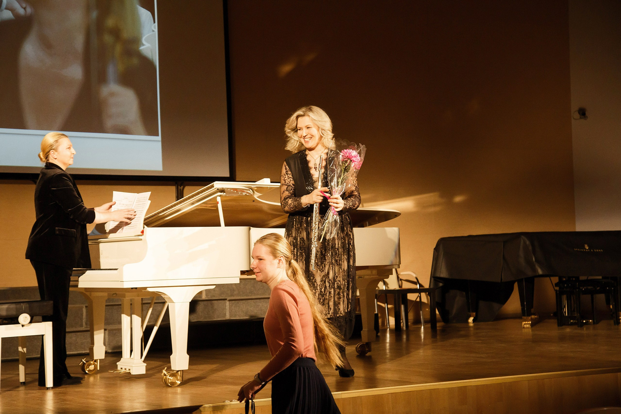 Детская школа искусств № 4. Семейный фотограф Любовь Саркеева