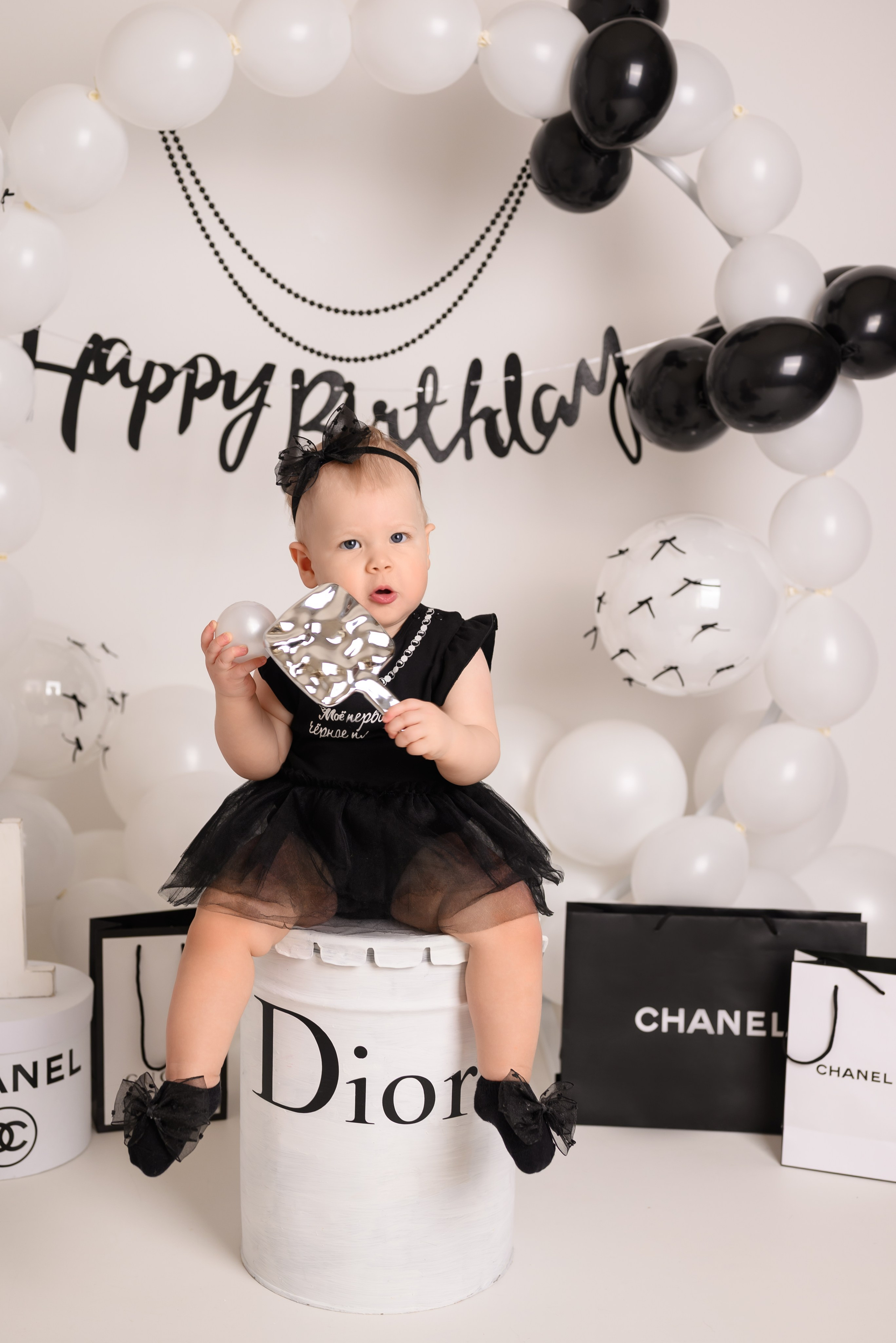 Марьяна 1 годик. Фотограф новорожденных в Норильске Виктория Шагалиева