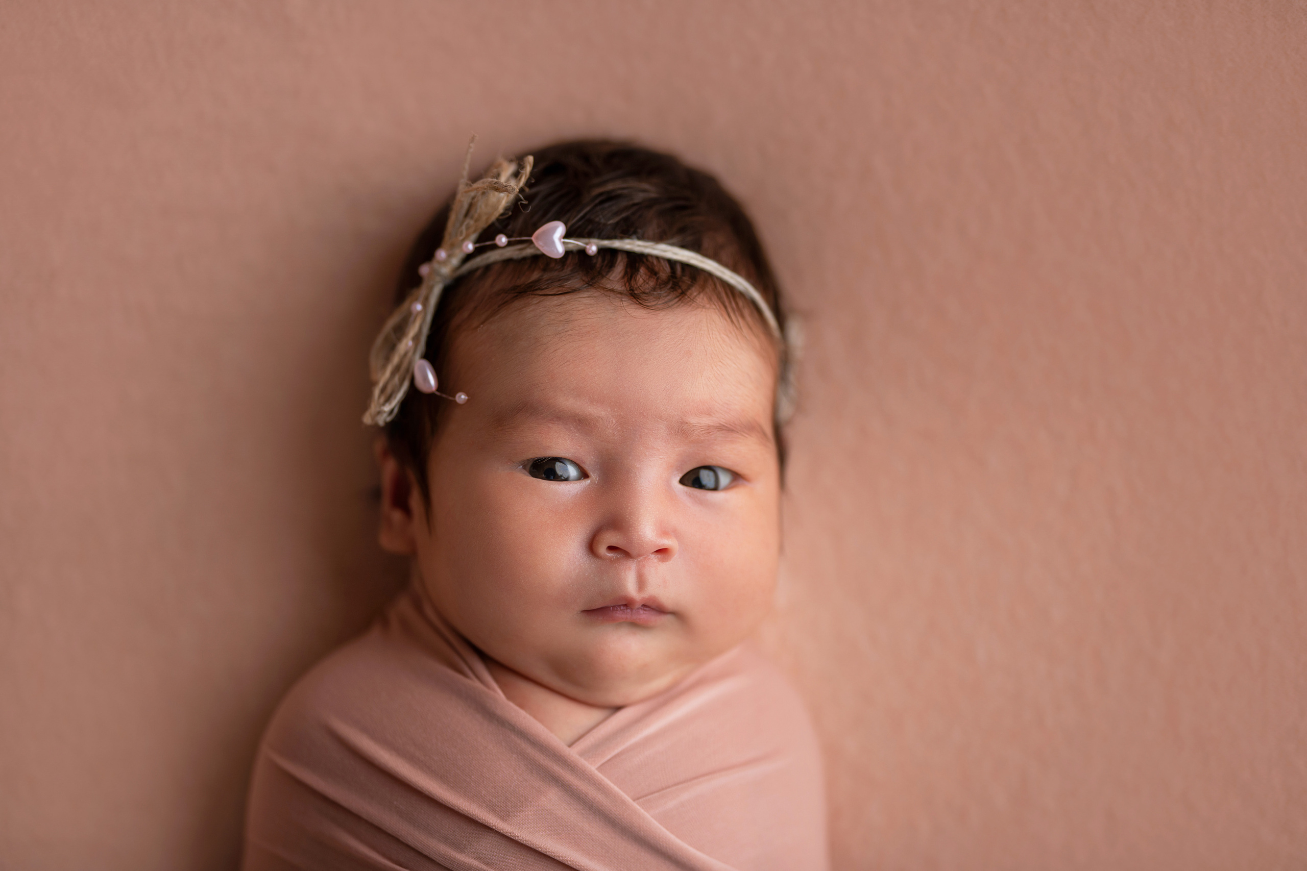 Newborn. Творческая команда Ульяшевы, свадебная и семейная фотография. Кахахста