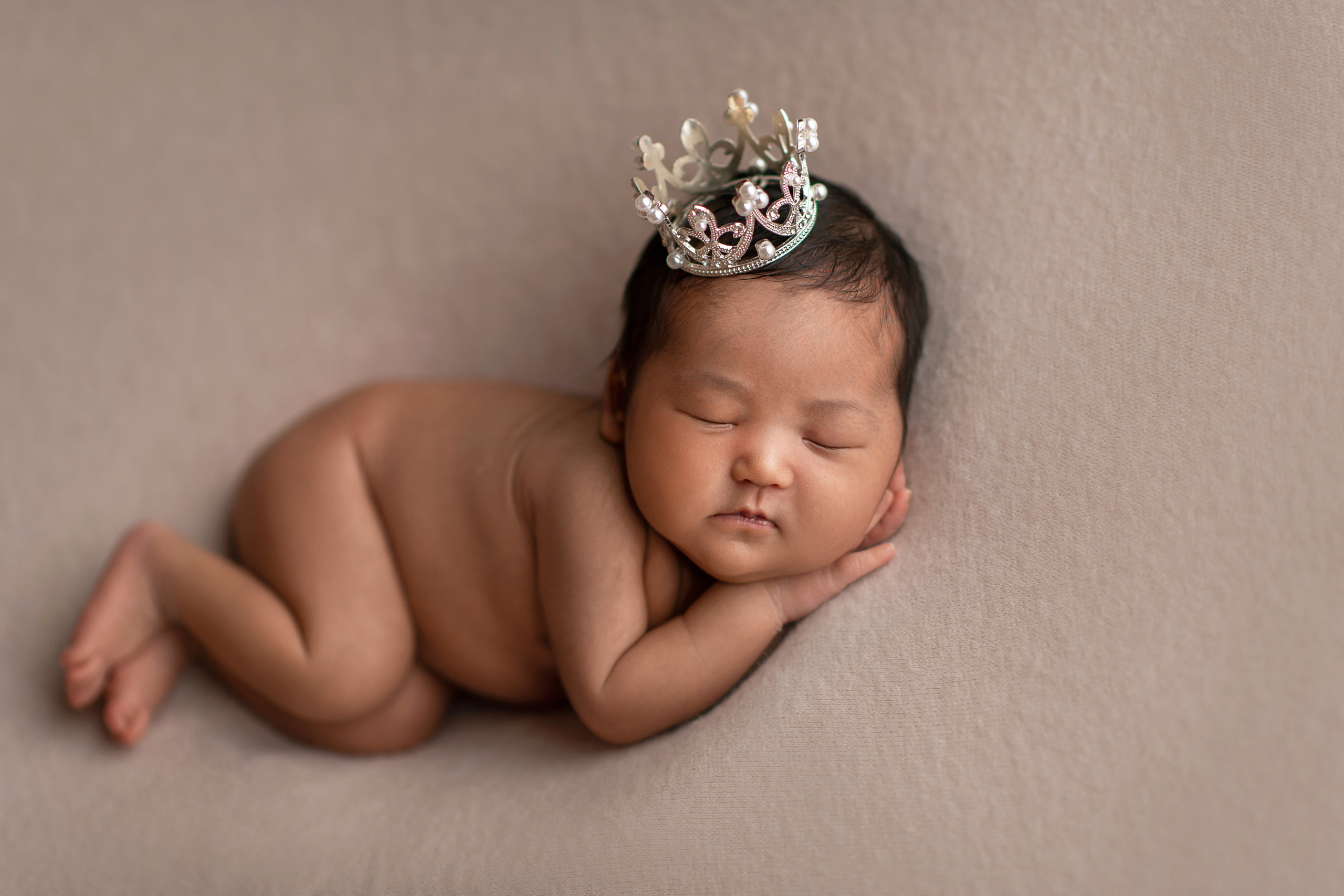 Newborn. Творческая команда Ульяшевы, свадебная и семейная фотография. Кахахста