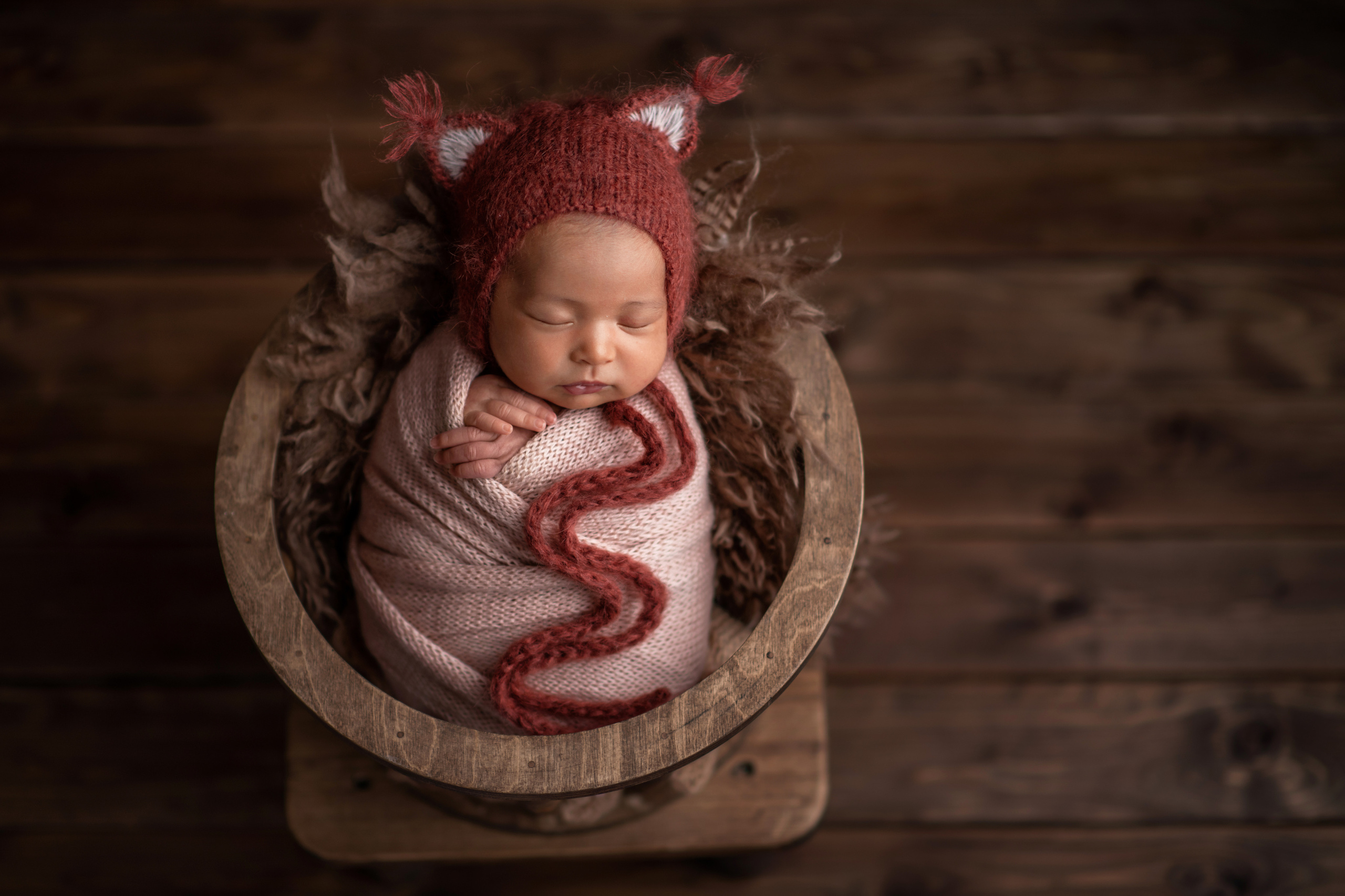 Newborn. Творческая команда Ульяшевы, свадебная и семейная фотография. Кахахста