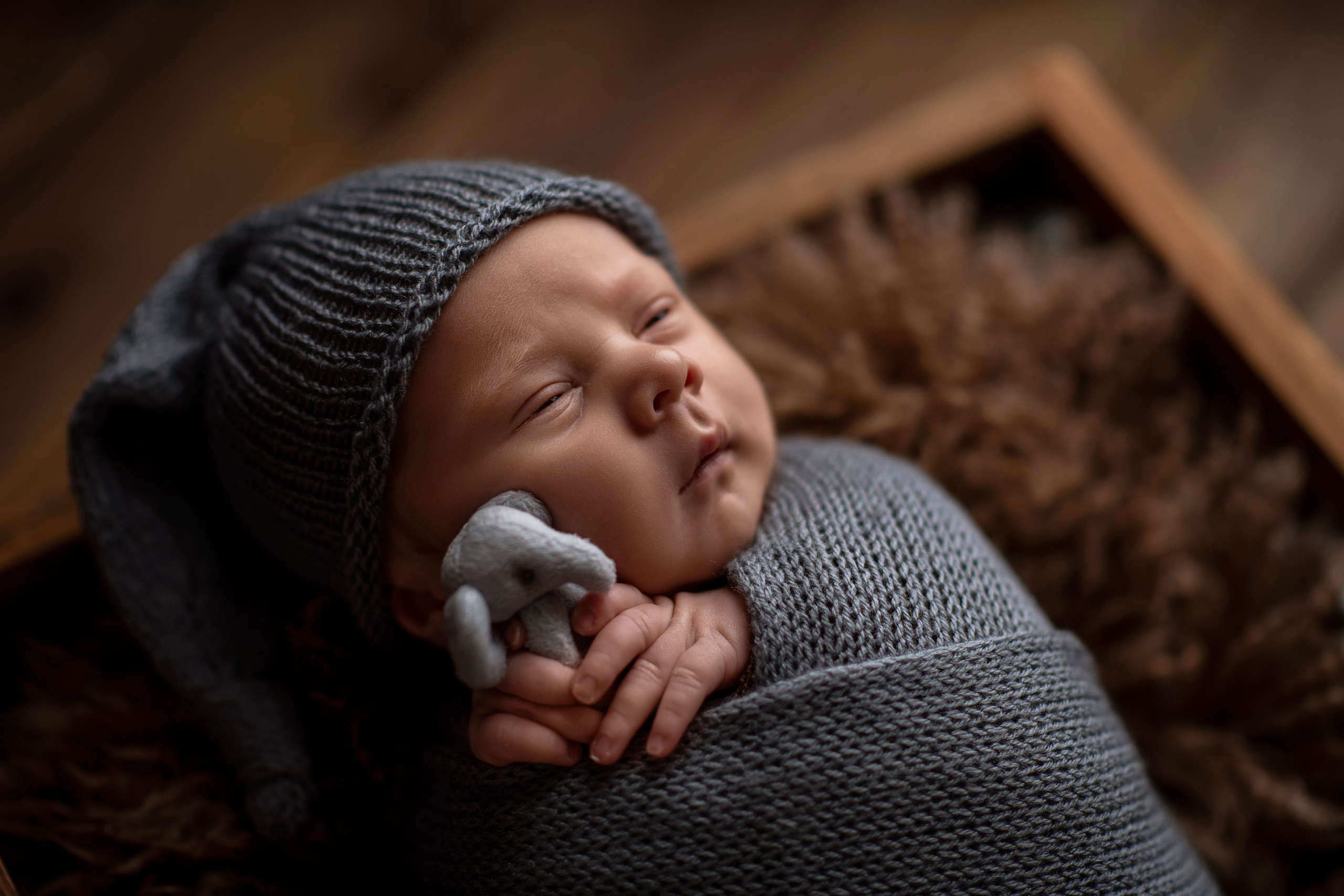 Newborn. Творческая команда Ульяшевы, свадебная и семейная фотография. Кахахста