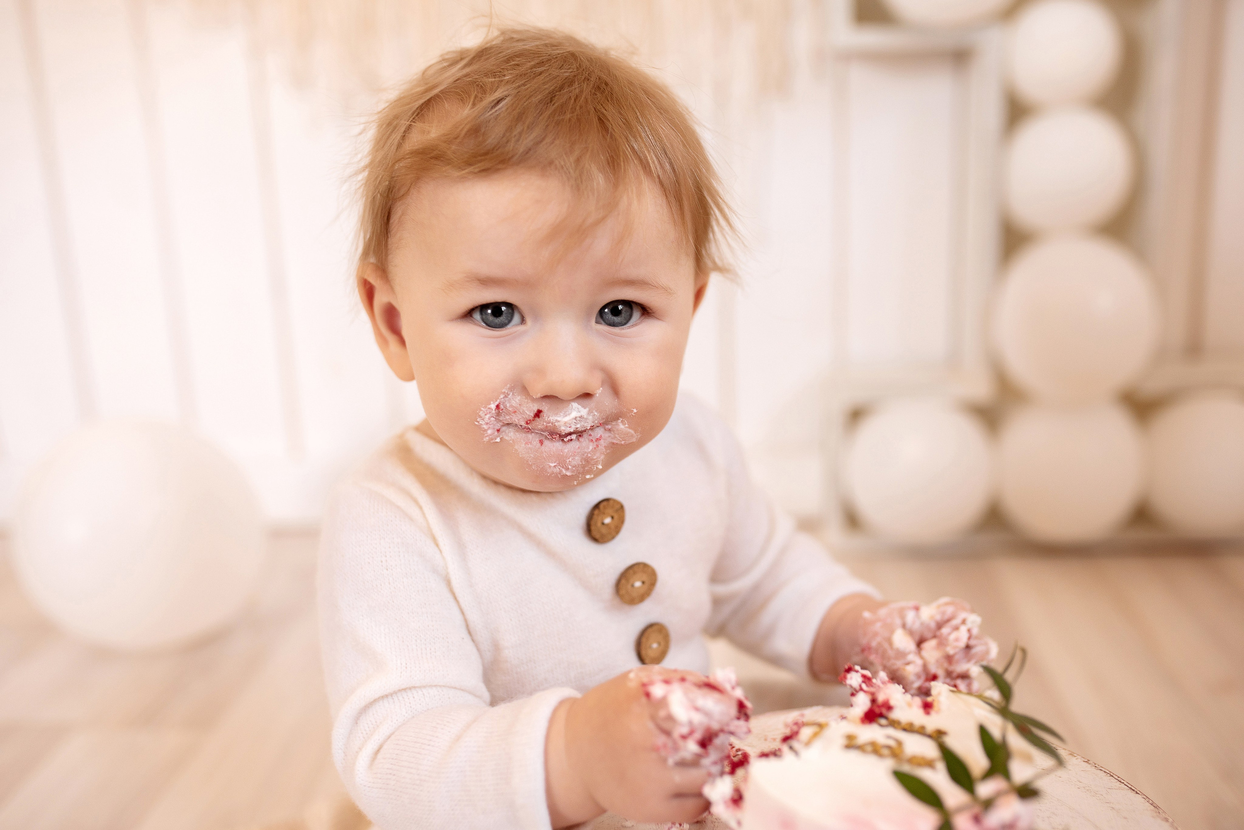 Первый тортик. Фотограф новорожденных и детей до года в Челябинске Иванова Елена