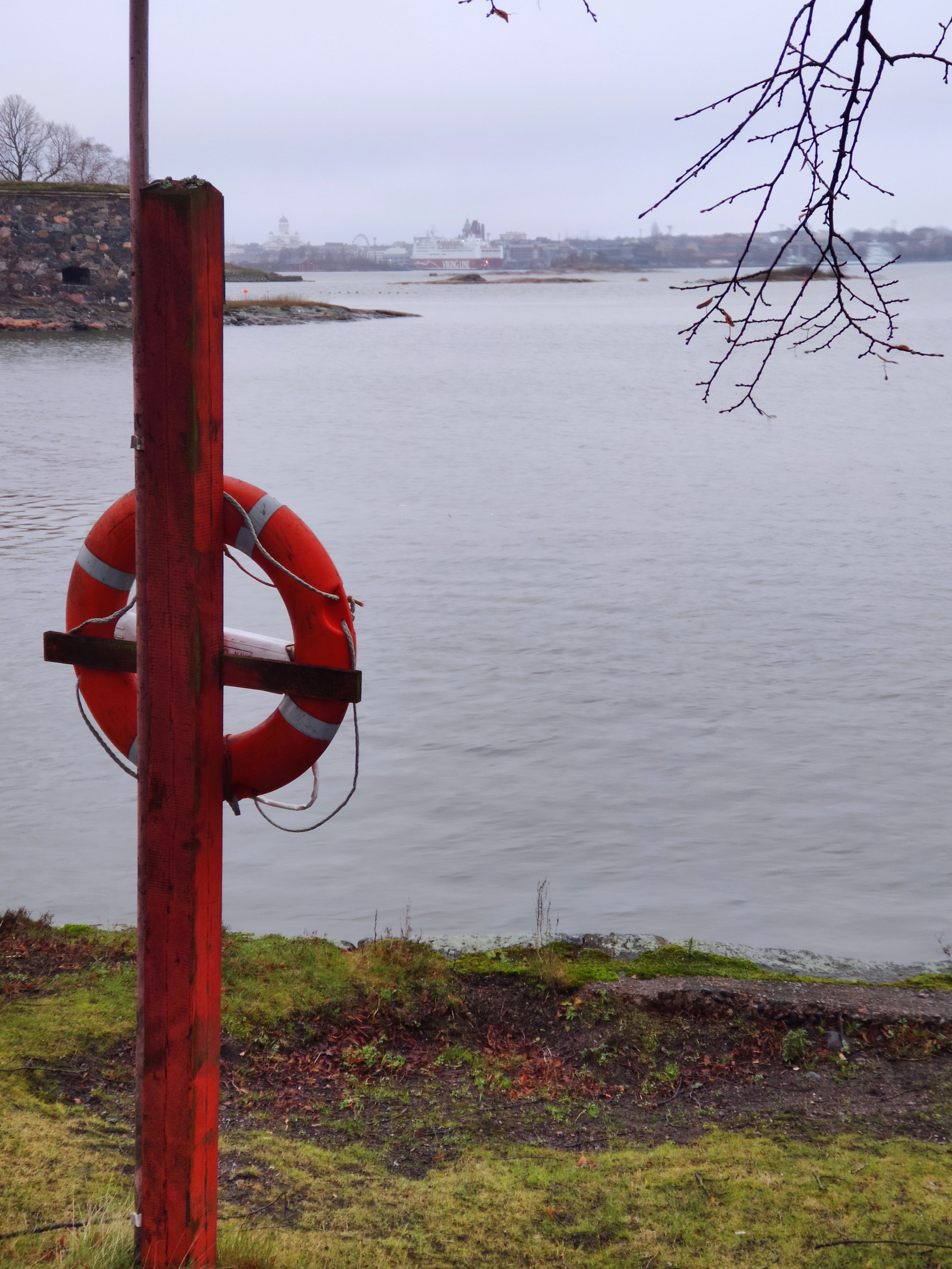 Пустынный остров