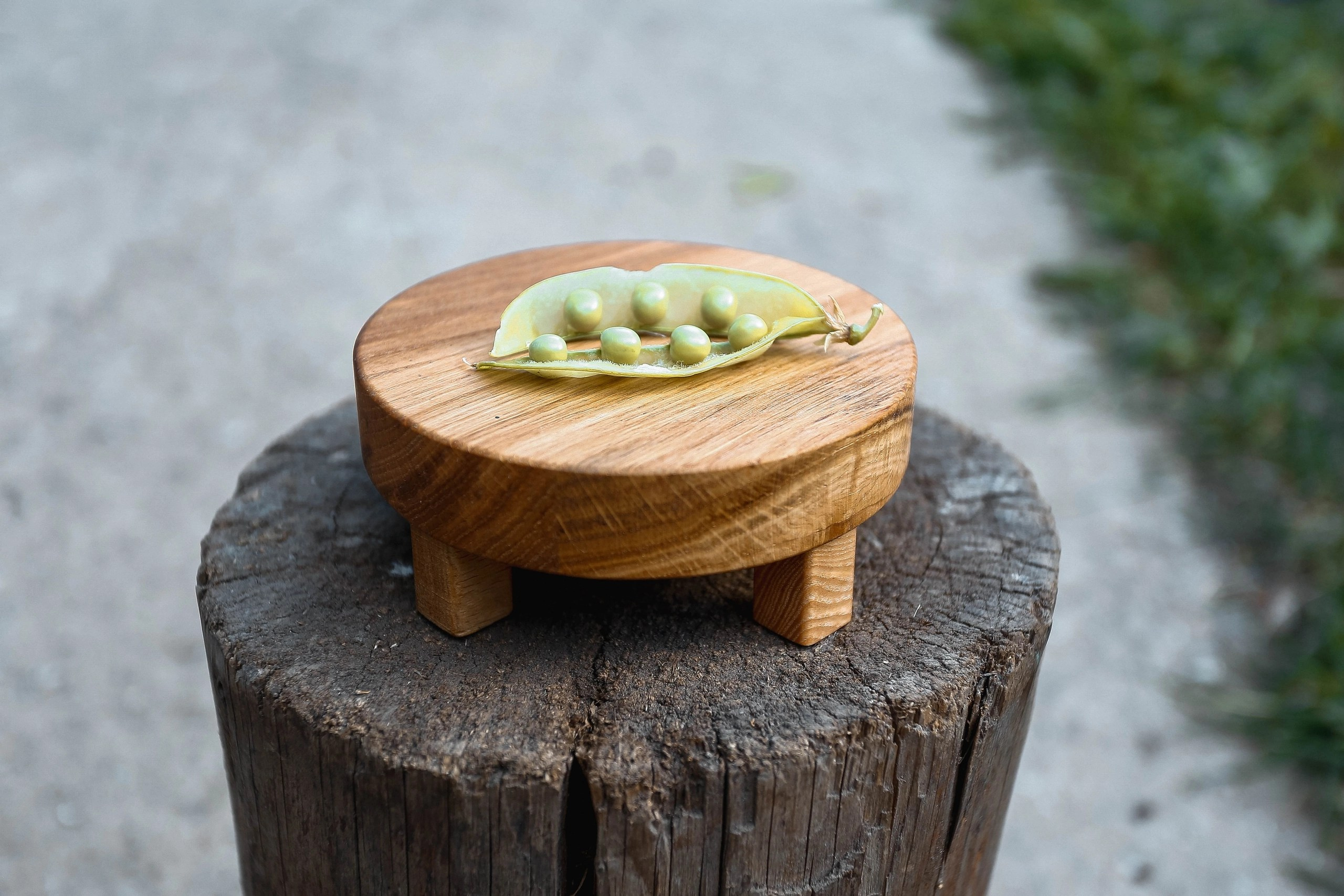 Столик. Разделочные доски и деревянная мебель на заказ