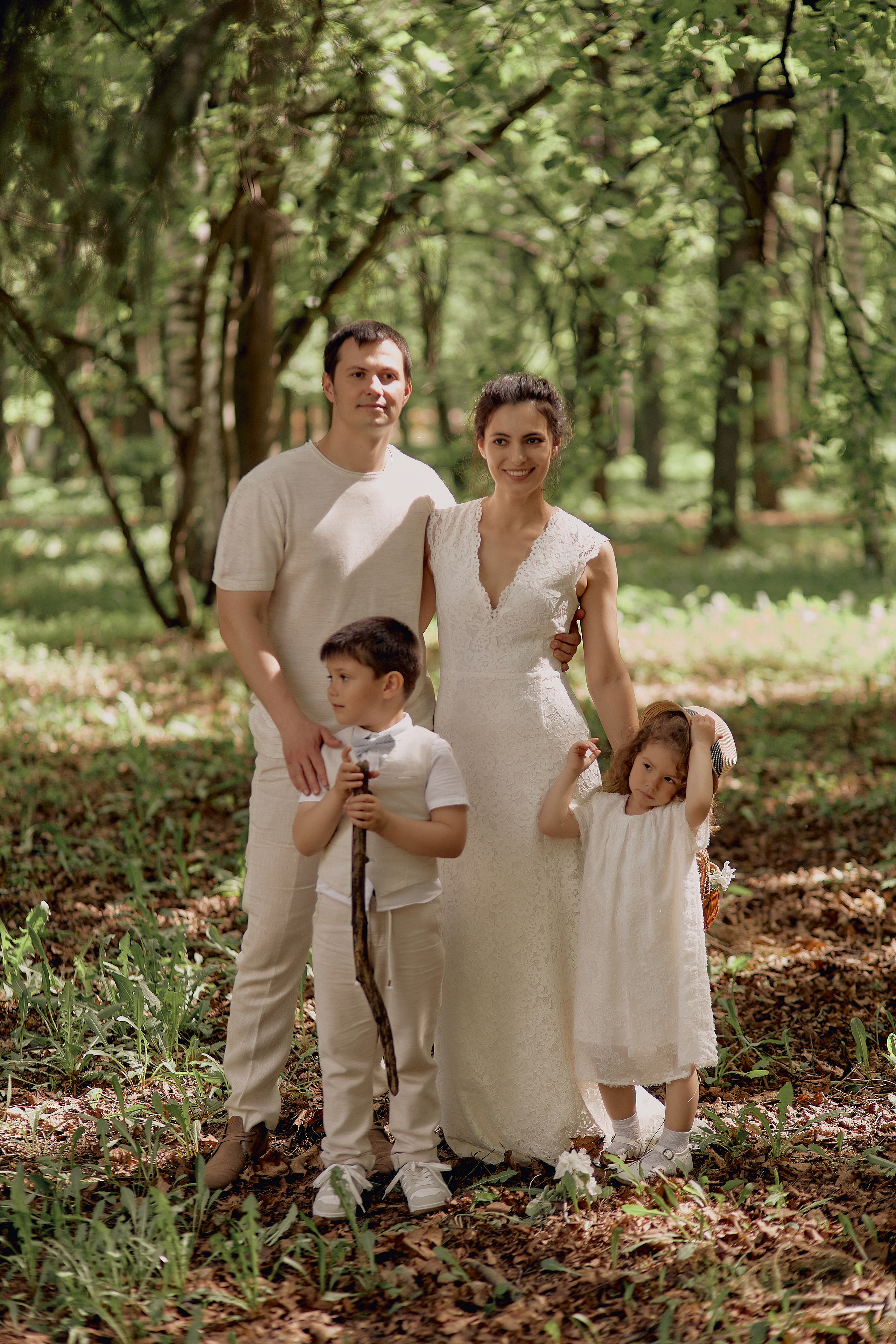 Прогулка в вишневом лесу. Свадебный и семейный фотограф Алексей Сафонов