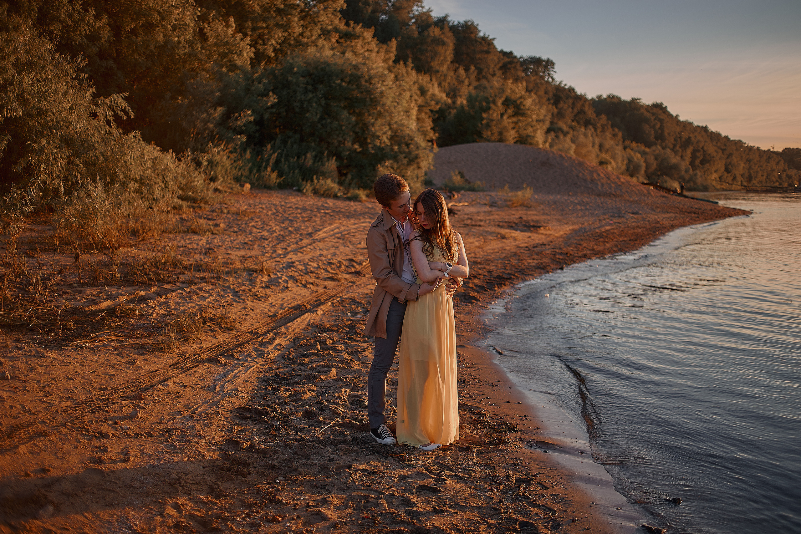 Романтика в лучах закатного солнца. Свадебный и семейный фотограф Алексей Сафонов