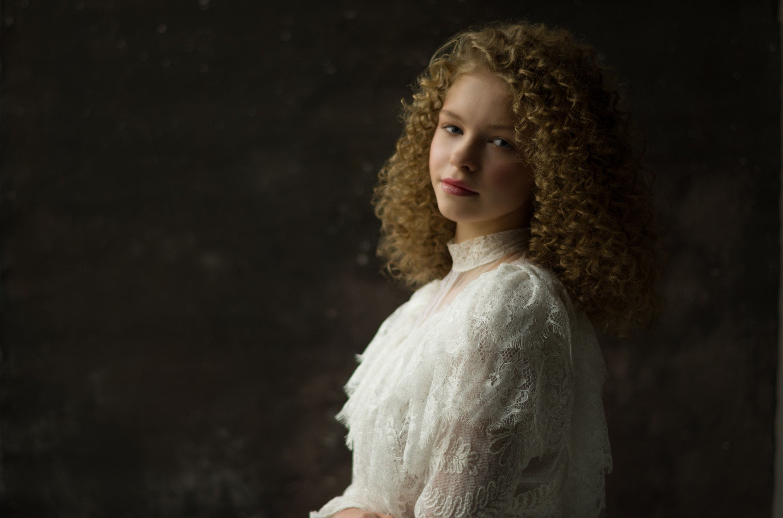 Женский портрет. Фотограф Марина Доглядная Челябинск фотосессии с лошадьми, мотоциклами