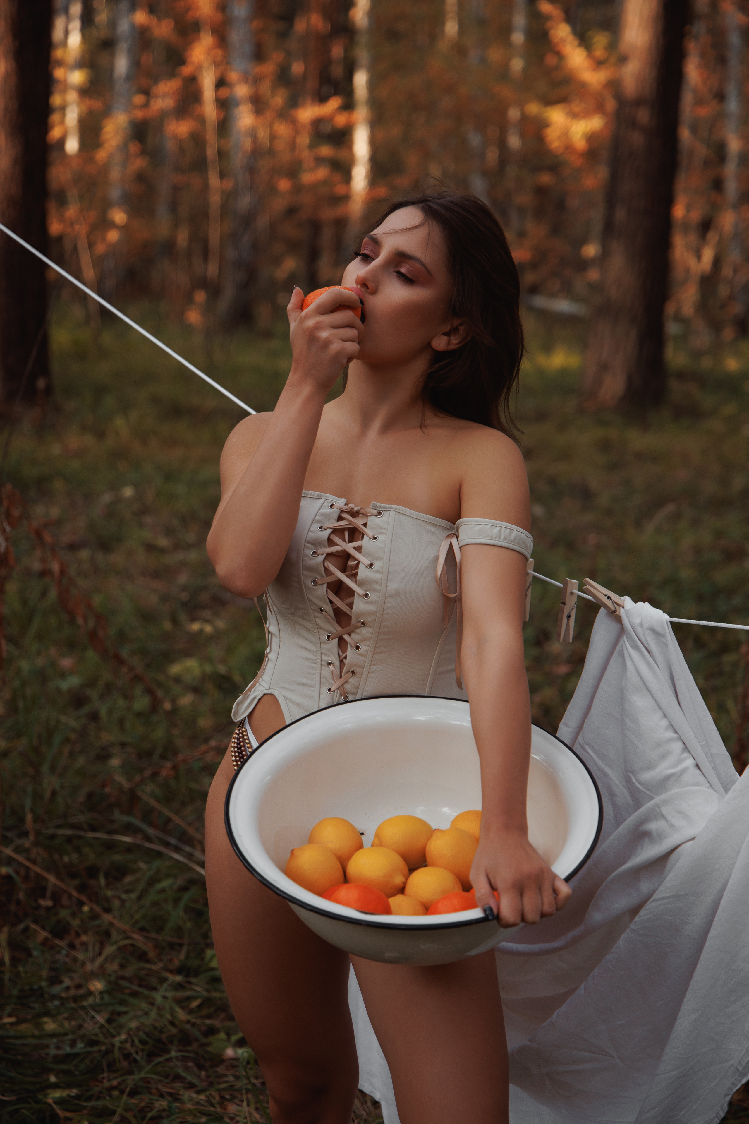 Красивая девушка на природе. Валентина Похомова — профессиональный фотограф в Екатеринбурге