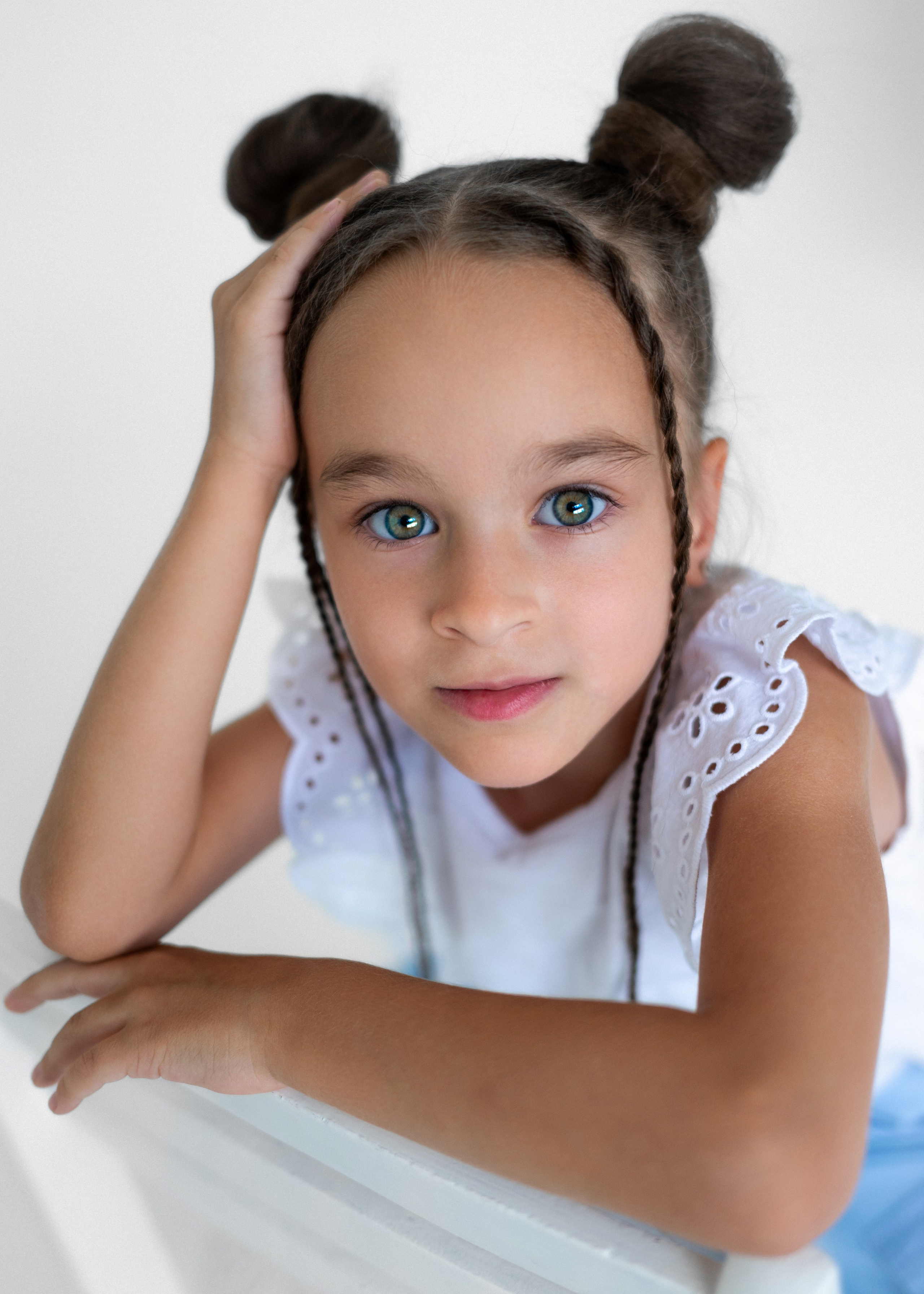 Модельное портфолио. Фотограф Москва Виктория Вишневская актерское / модельное портфолио