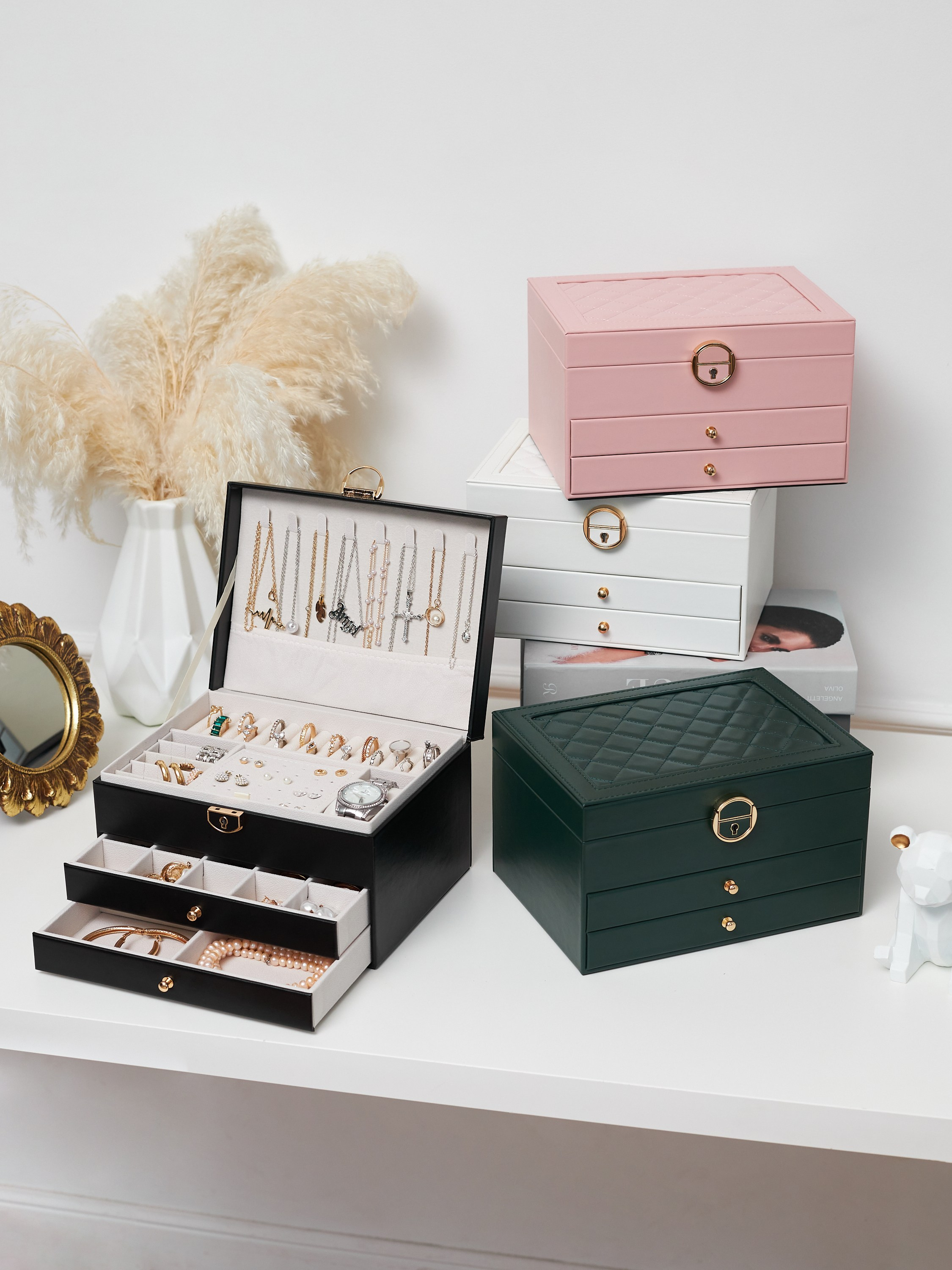 Шкатулки. Фотограф Екатеринбург Анастасия Жерновская | Маркетплейсы и нейрофото