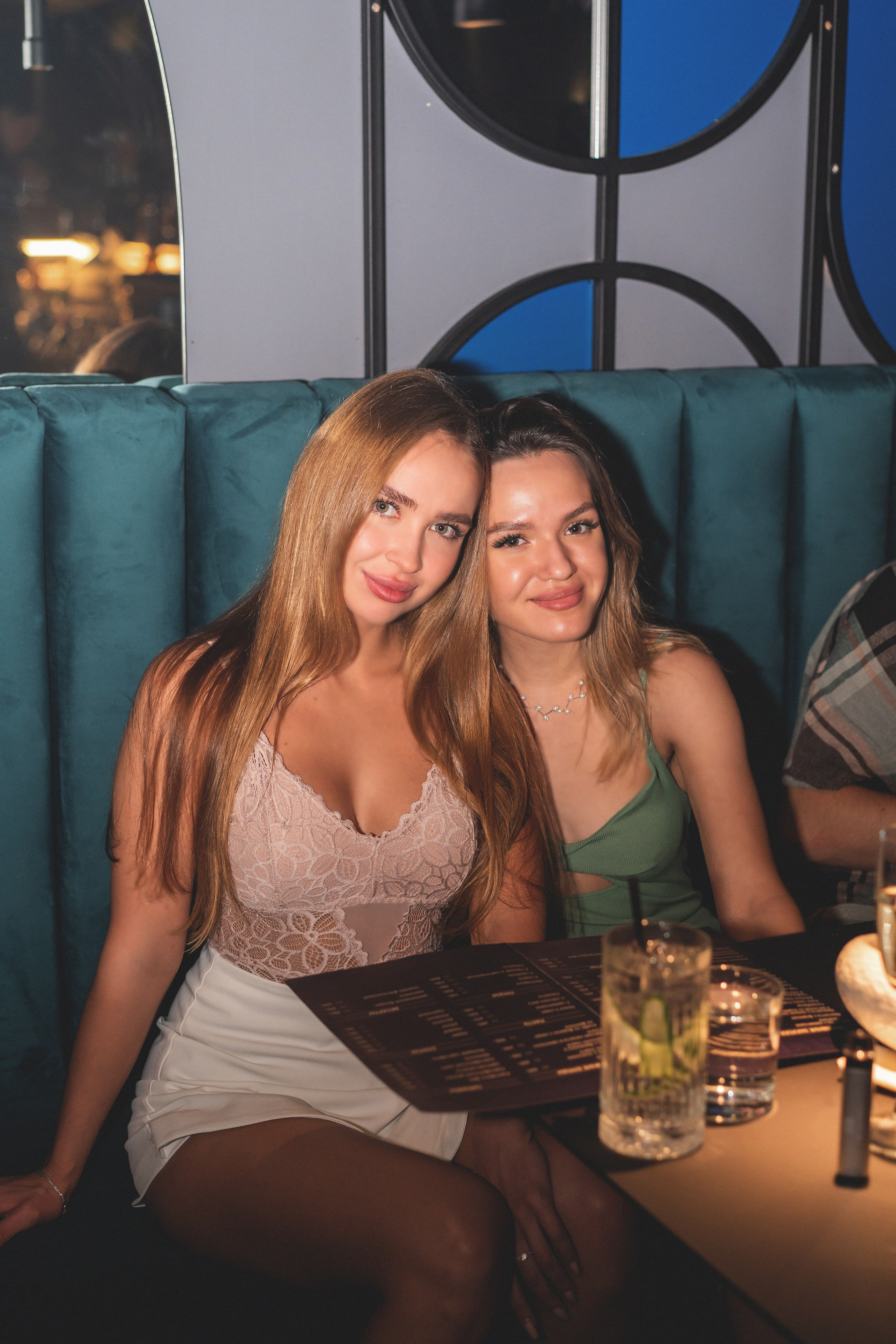 Съемка в баре Секреты. Фотограф Лютикова Ирина, Тюмень, Москва