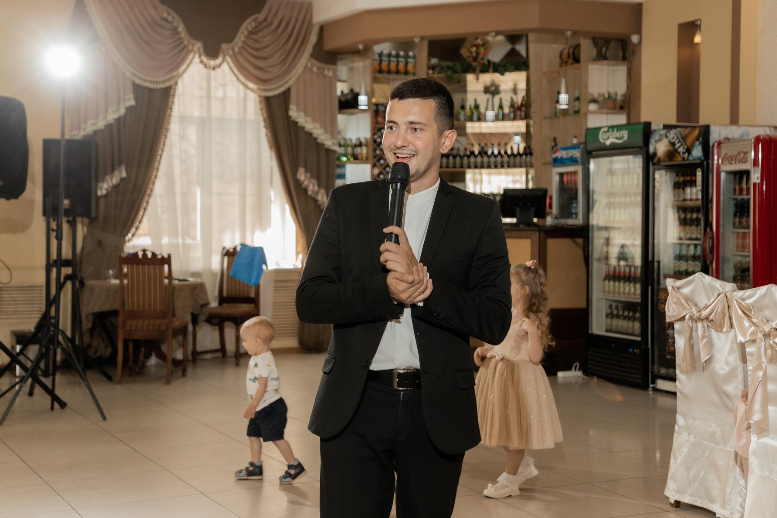 Роман и Александра (банкет). Свадебный фотограф Ангелина Сунгатулина | Саратов | Балаково | Вольск