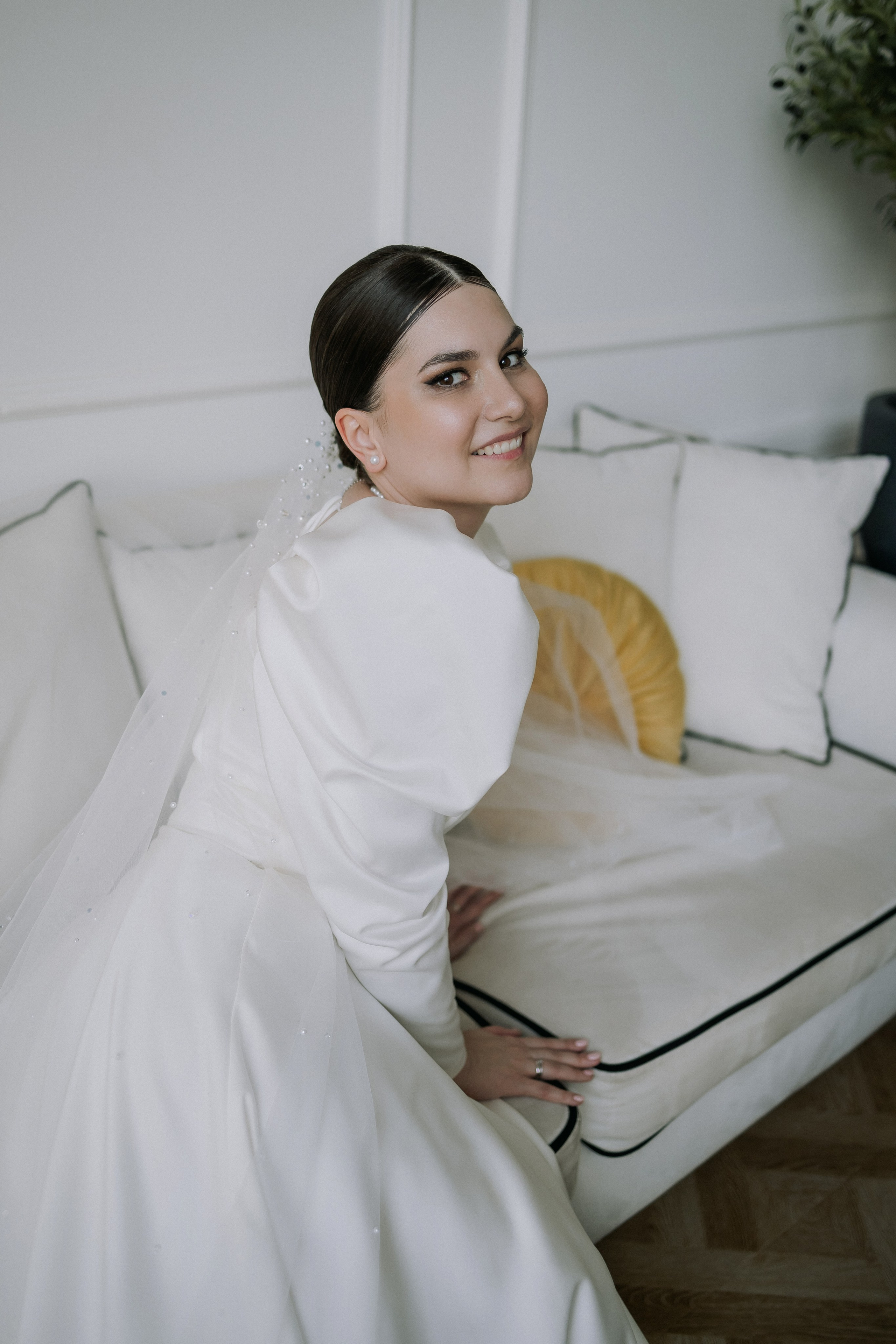 Яна и Святослав. Свадебный день. Свадебная фотография. Арина Рубах