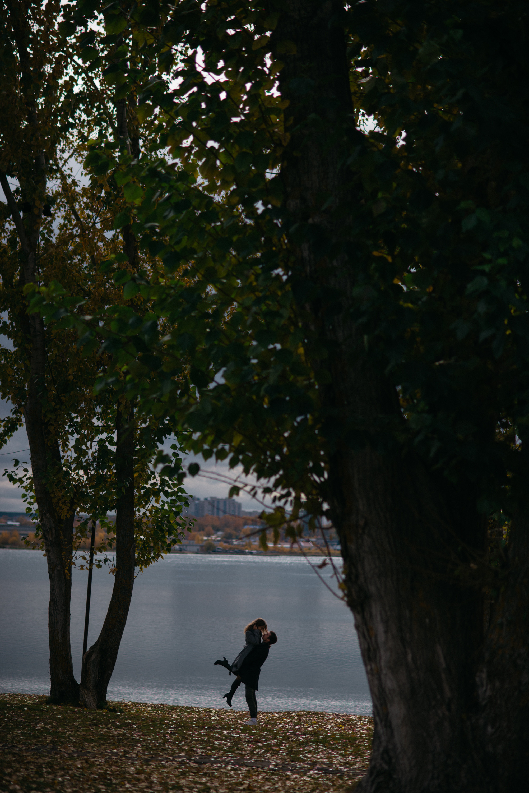 Парк Кирова, Ижевский пляж. Свадебный фотограф Ижевск Петр Шишков