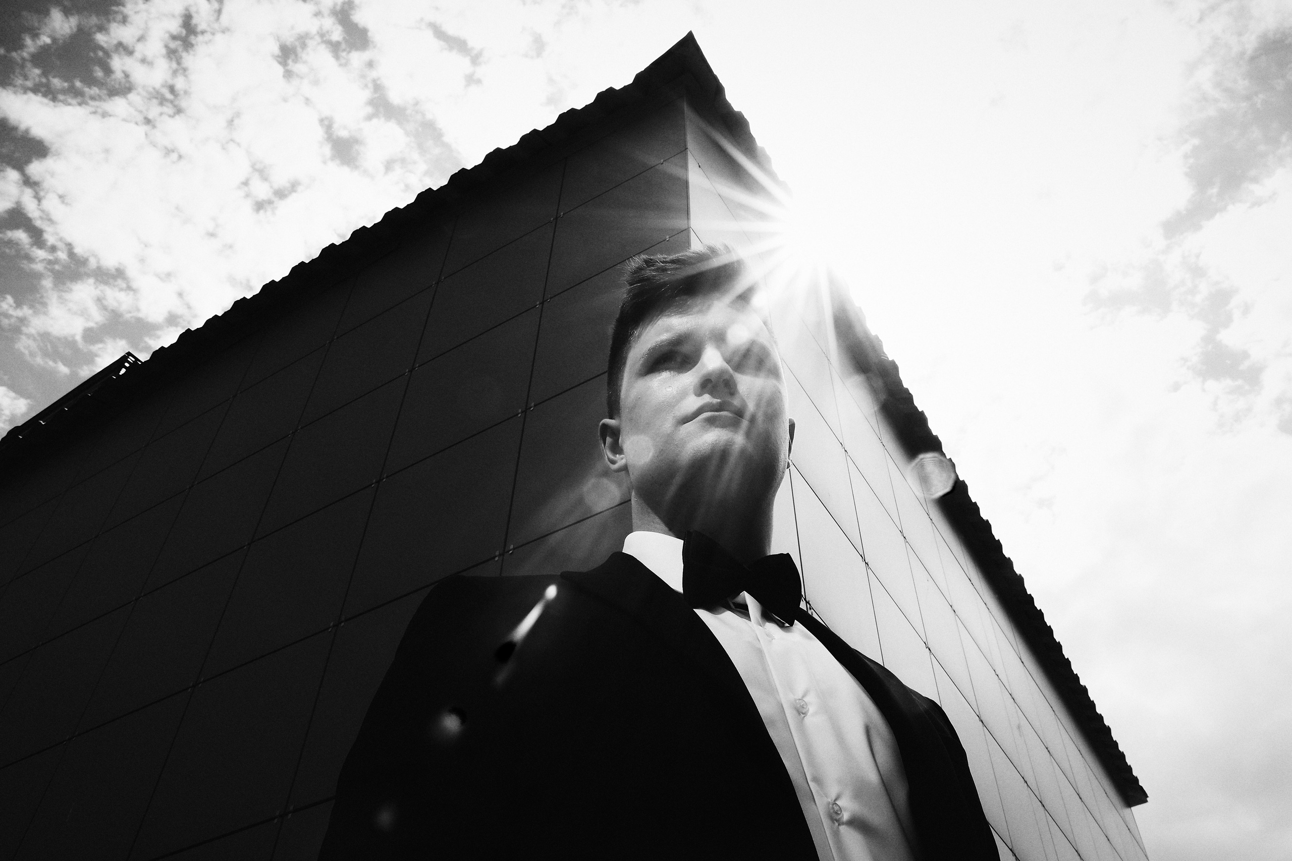 Свадебные фотографии в Струковском парке Самары. Свадебный видеограф и свадебный фотограф в Самаре Олег Слеб