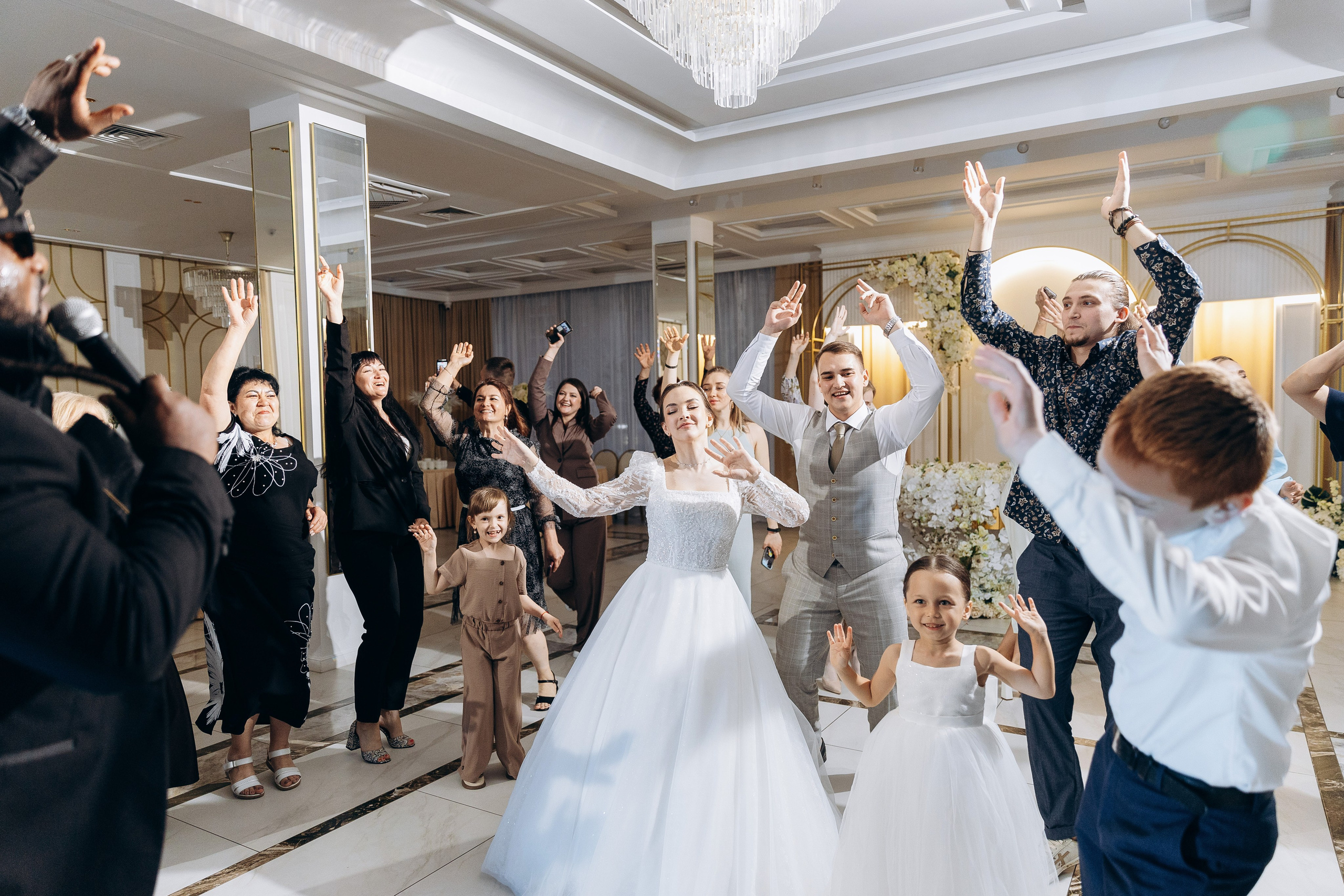 свадебный банкет в Казани, банкетный зал Алсу Маликовой, свадебный фотограф Казань