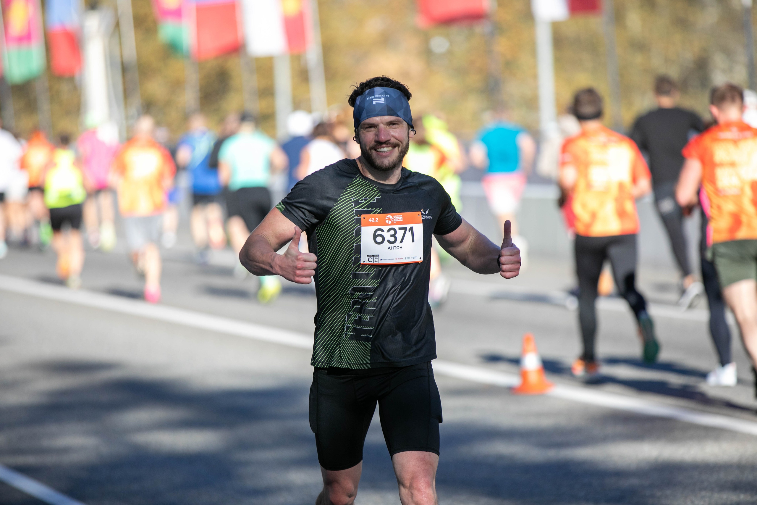 Сочи Марафон по бегу — 2025.11.03. Фотограф из Сочи Регина Труфанова