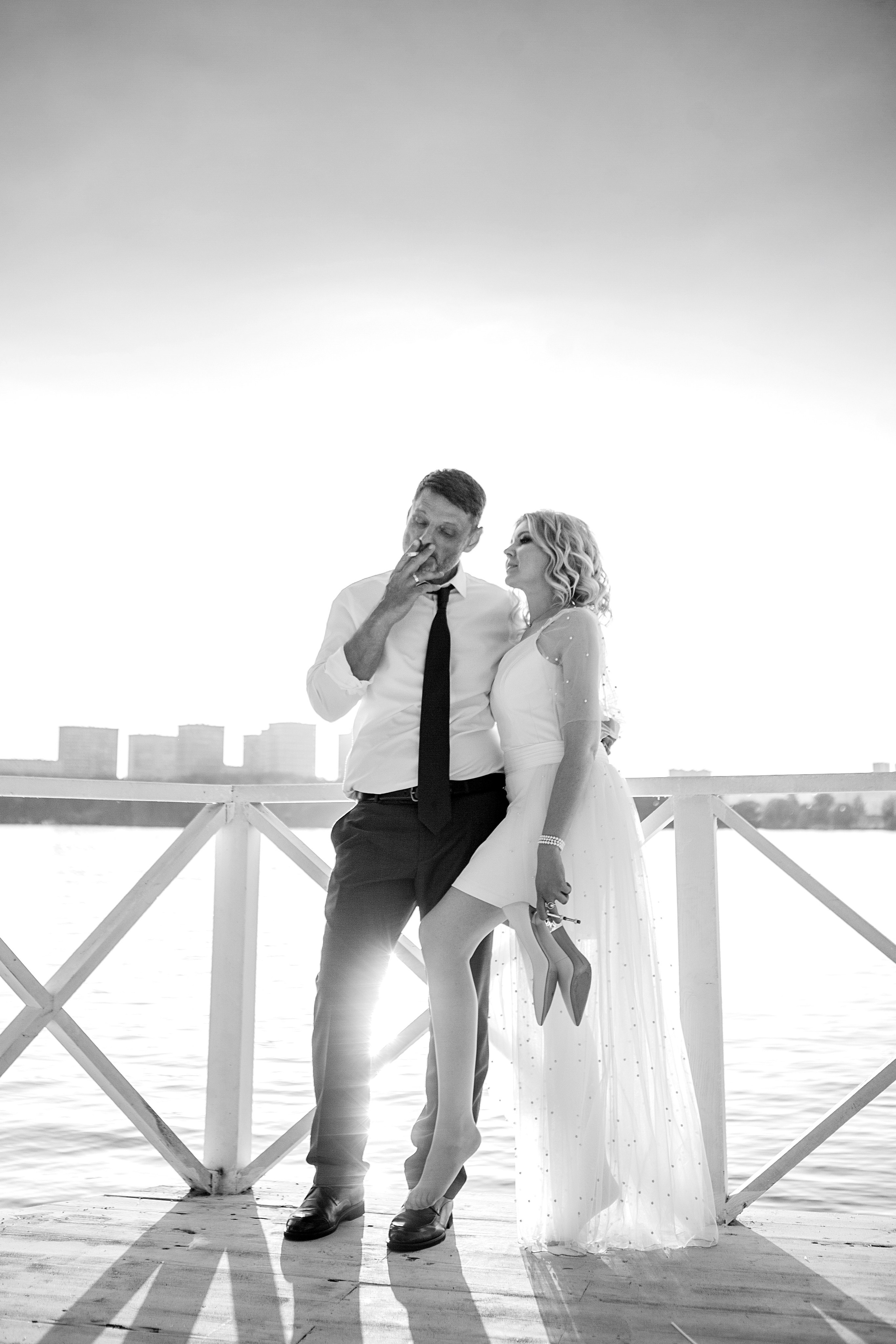 Фотосессия молодоженов на пляже Рублево. Фотограф Ольга Ефремова