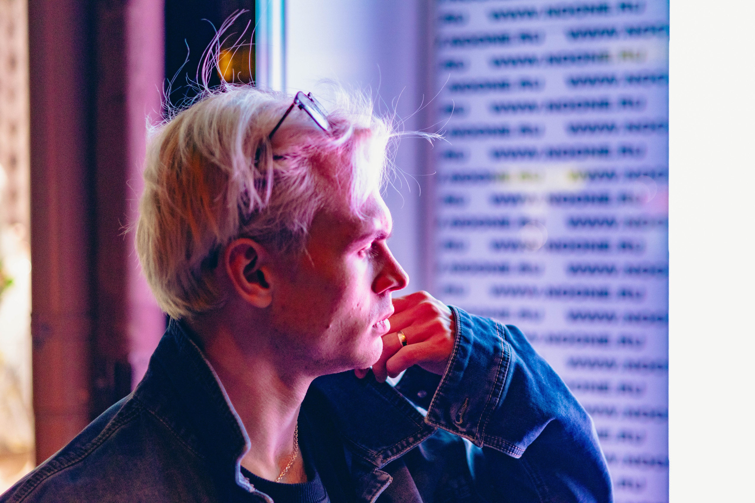 Сергей. Jean De Vivre Gallery