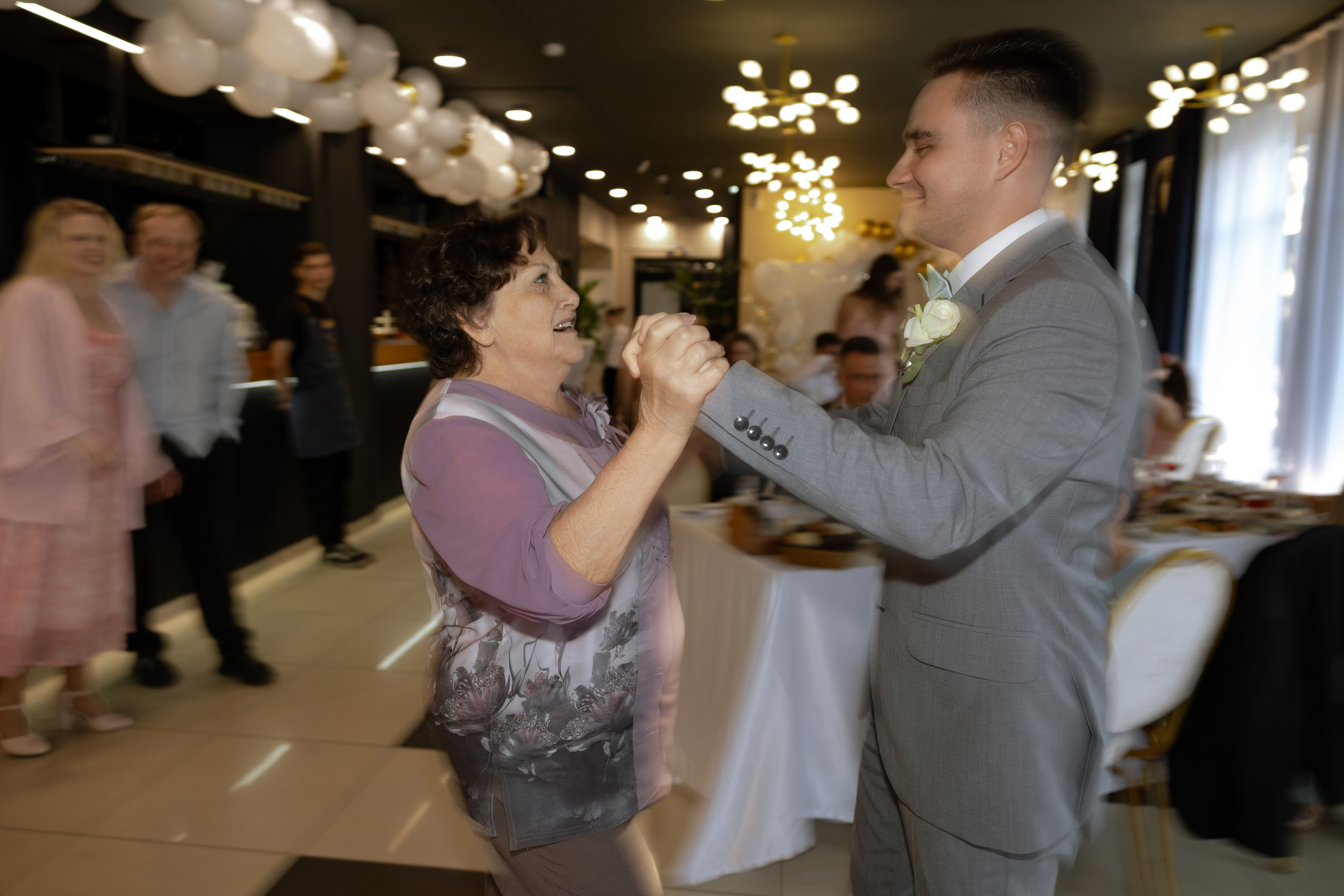 Виктор и Элиза. Свадебный фотограф в Санкт — Петербурге и Ленинградской о