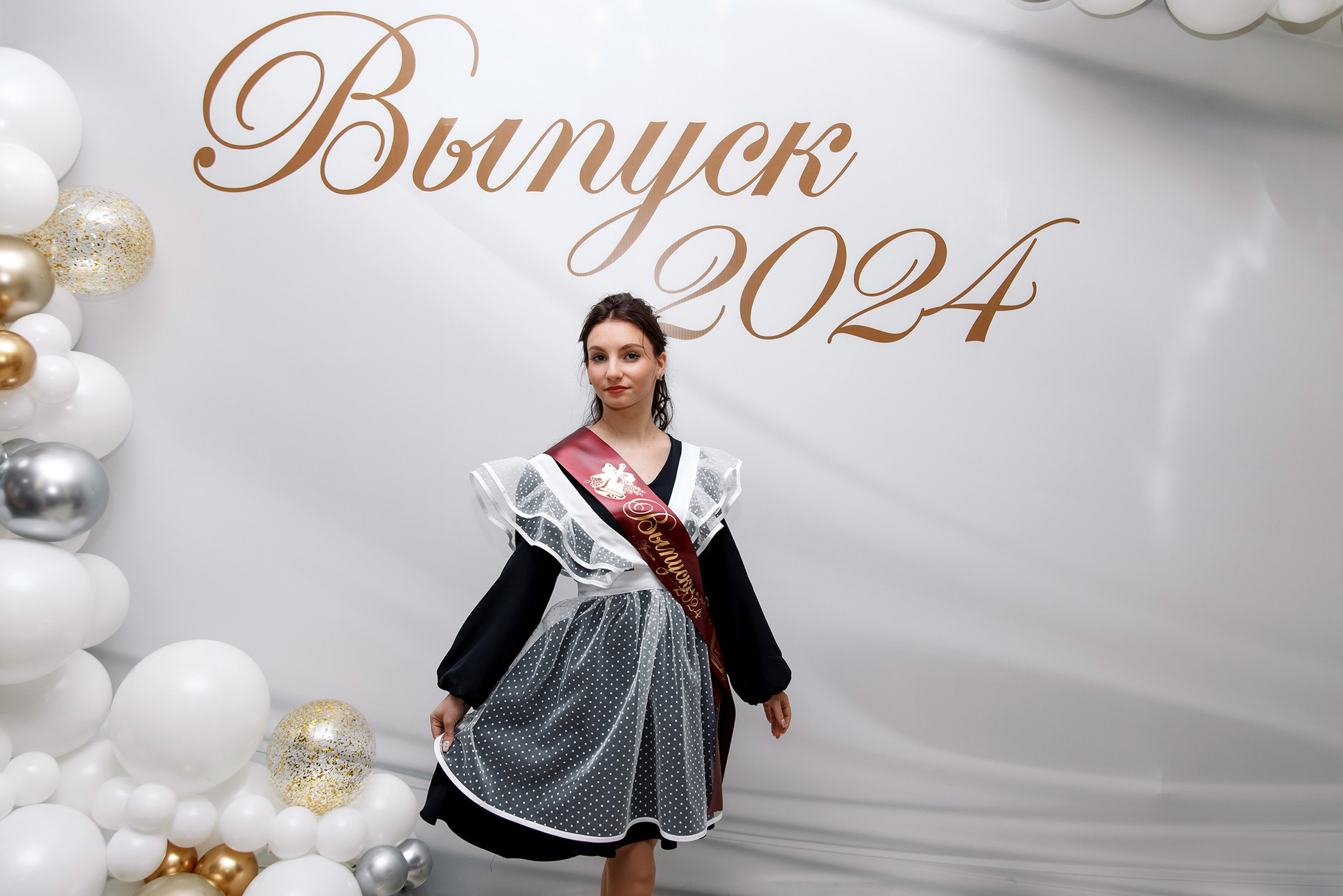 11 класс Последний звонок. Фотограф Любовь Корниенко, Примоский край