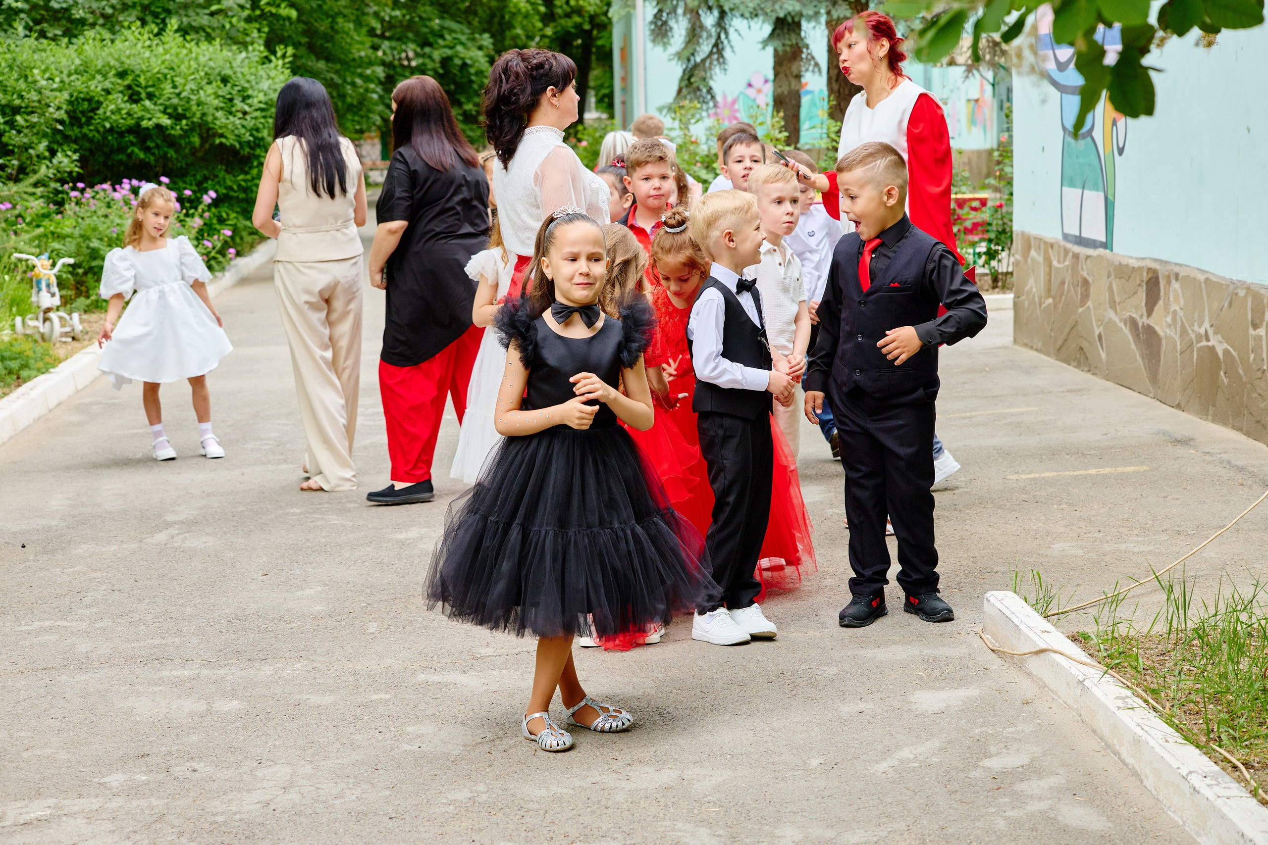 Выпускной 45 сад. Фотограф Выпускные альбомы Таганрог Сергей Коробченко