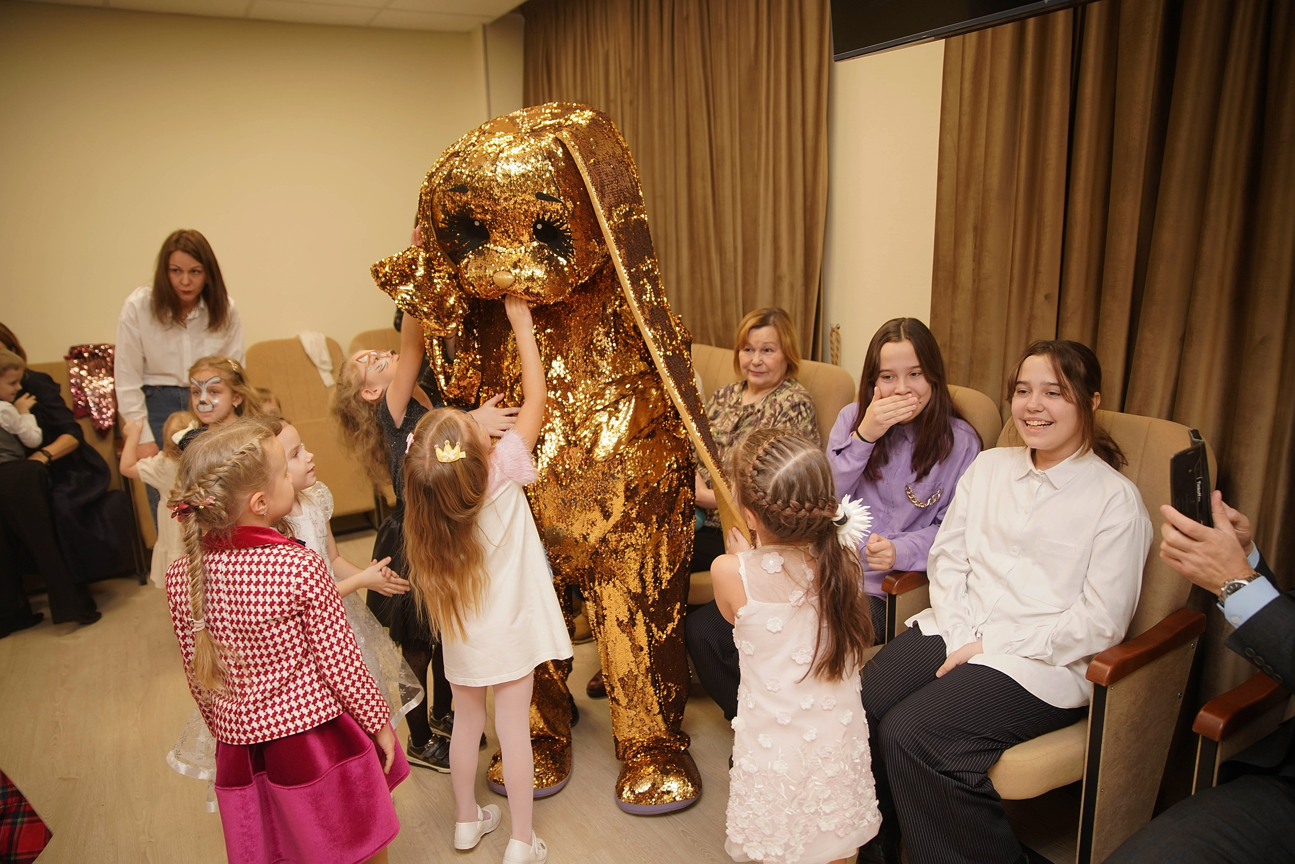 Елка НБД банк. Семейный и детский фотограф в Нижнем Новгороде