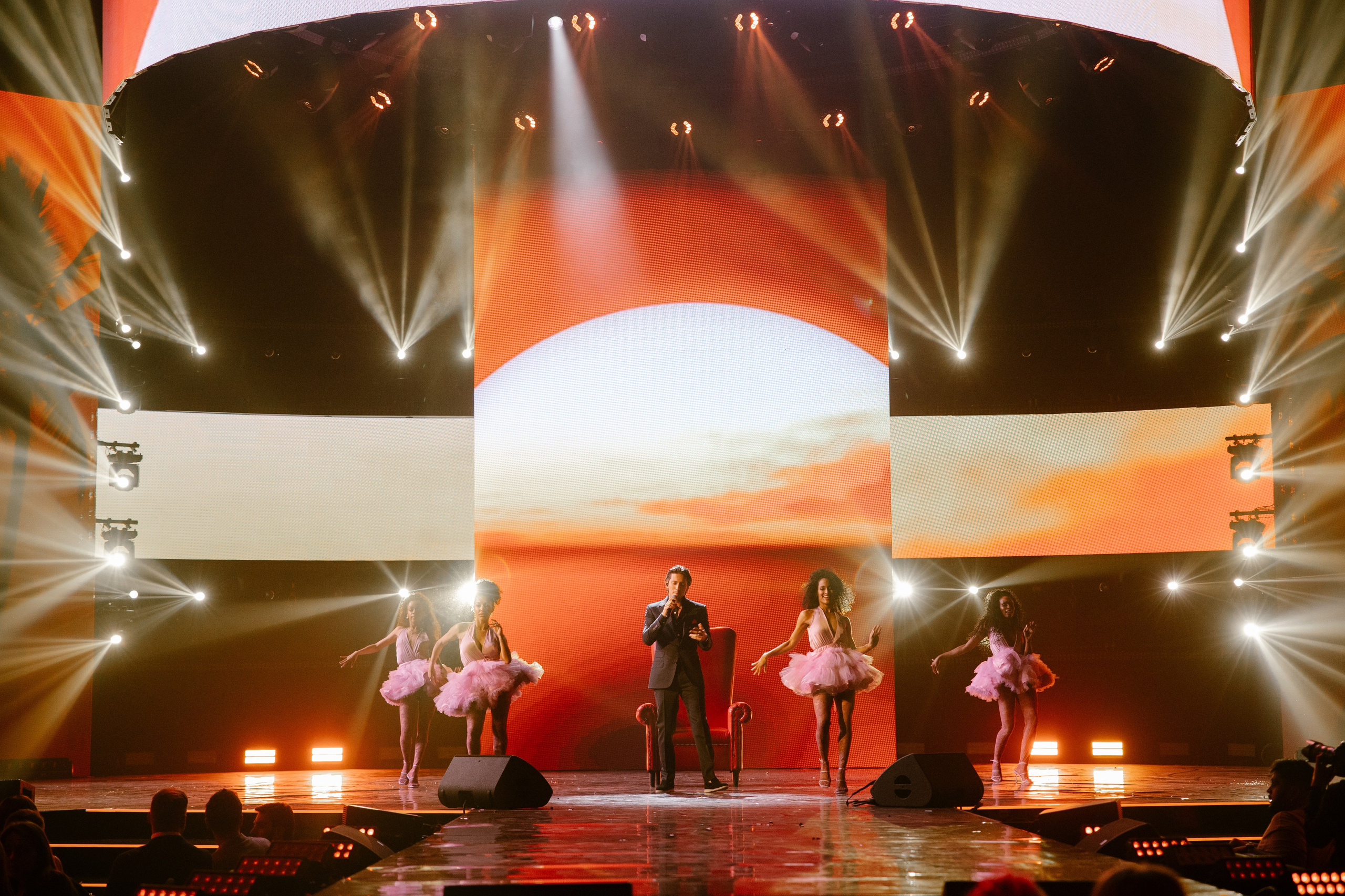 ЖАРА ТВ. Светский фотограф — Анисина Ирина